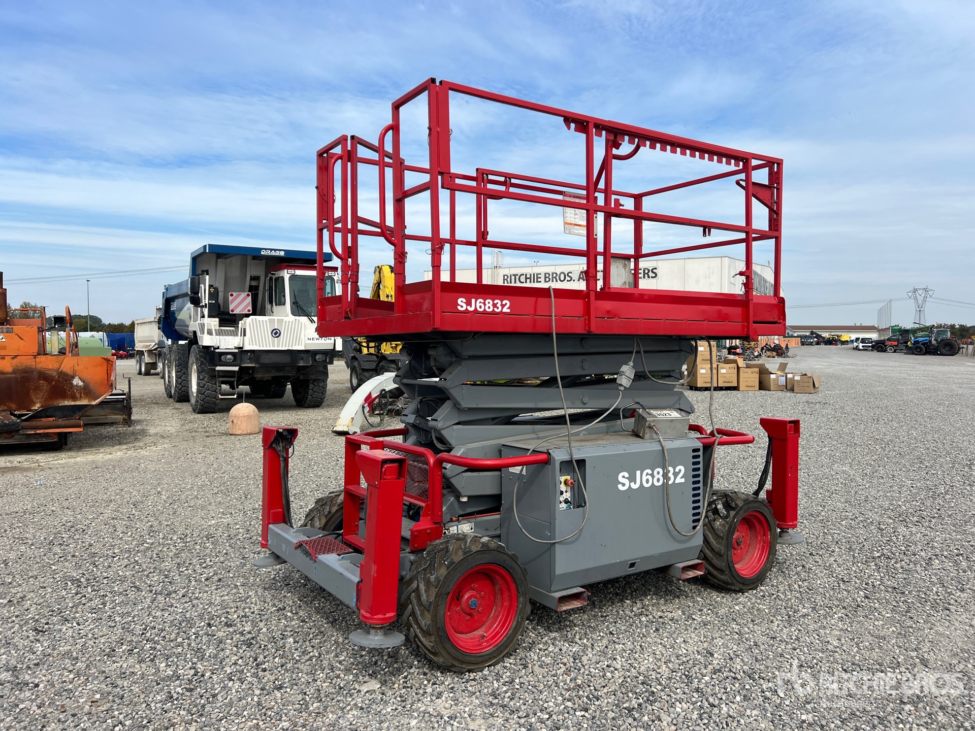 2007 Skyjack SJ6832