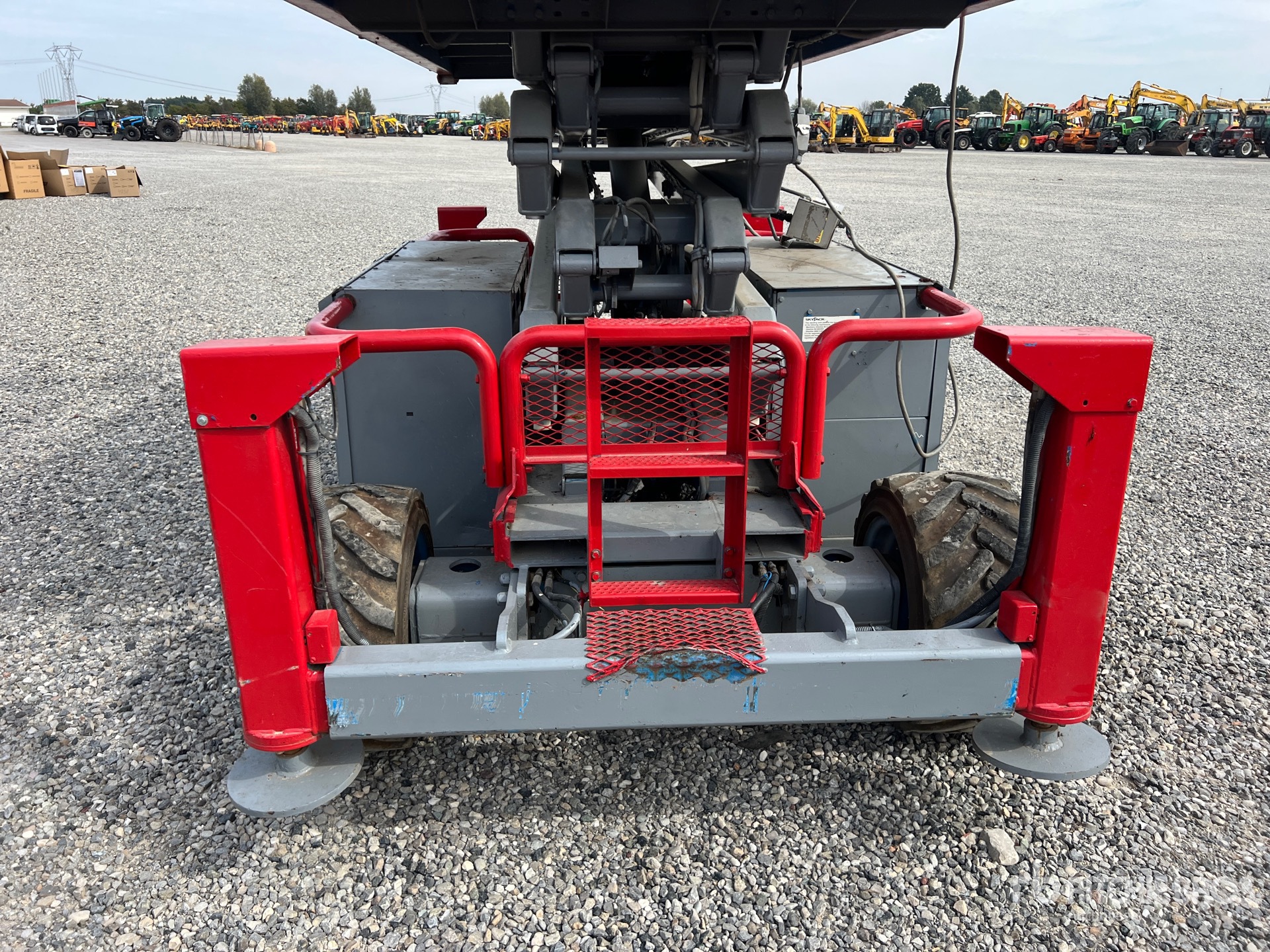 2007 Skyjack SJ6832