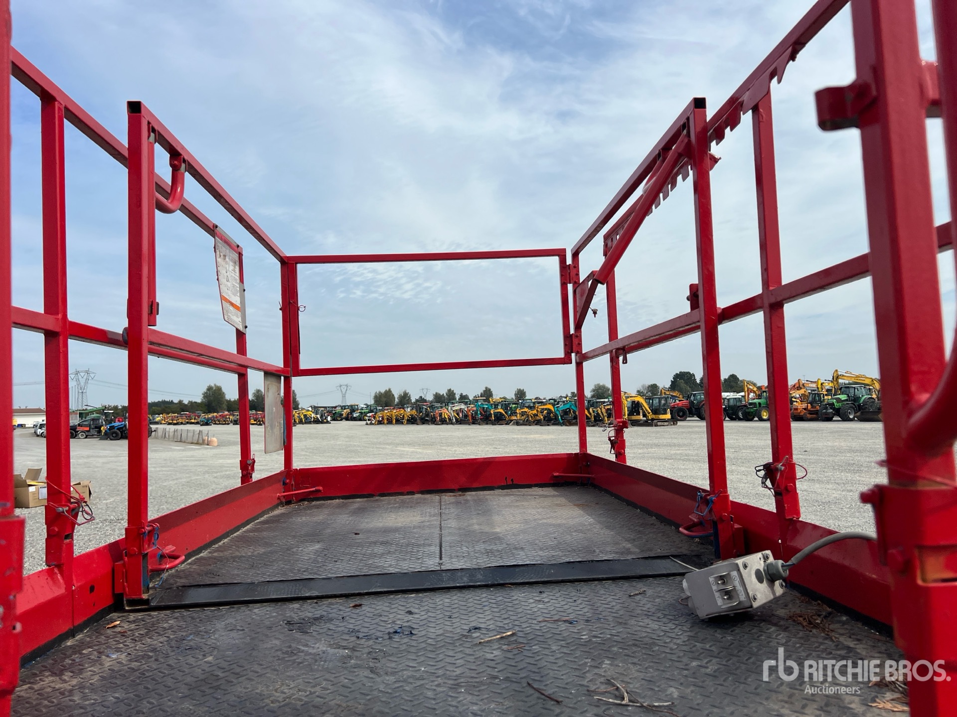 2007 Skyjack SJ6832