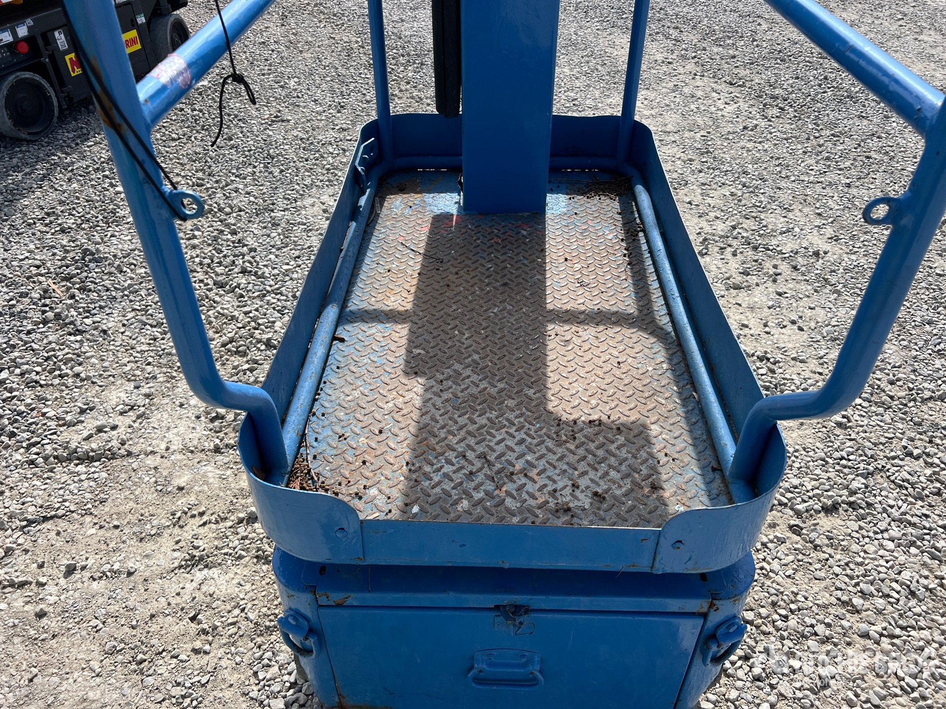 Upright TM12