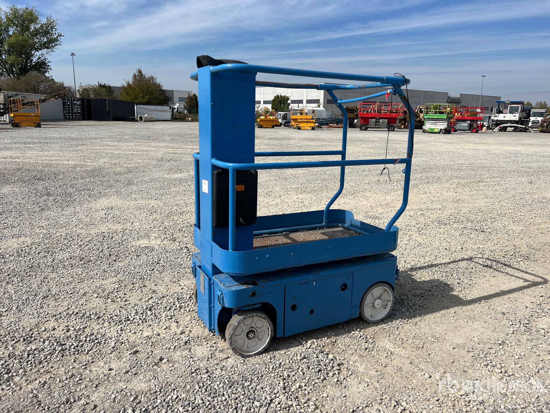 Upright TM12