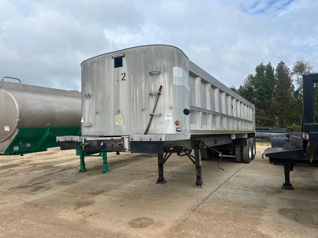 2001 Trailstar 32 ft 9 in T/A Aluminum End Dump Trailer