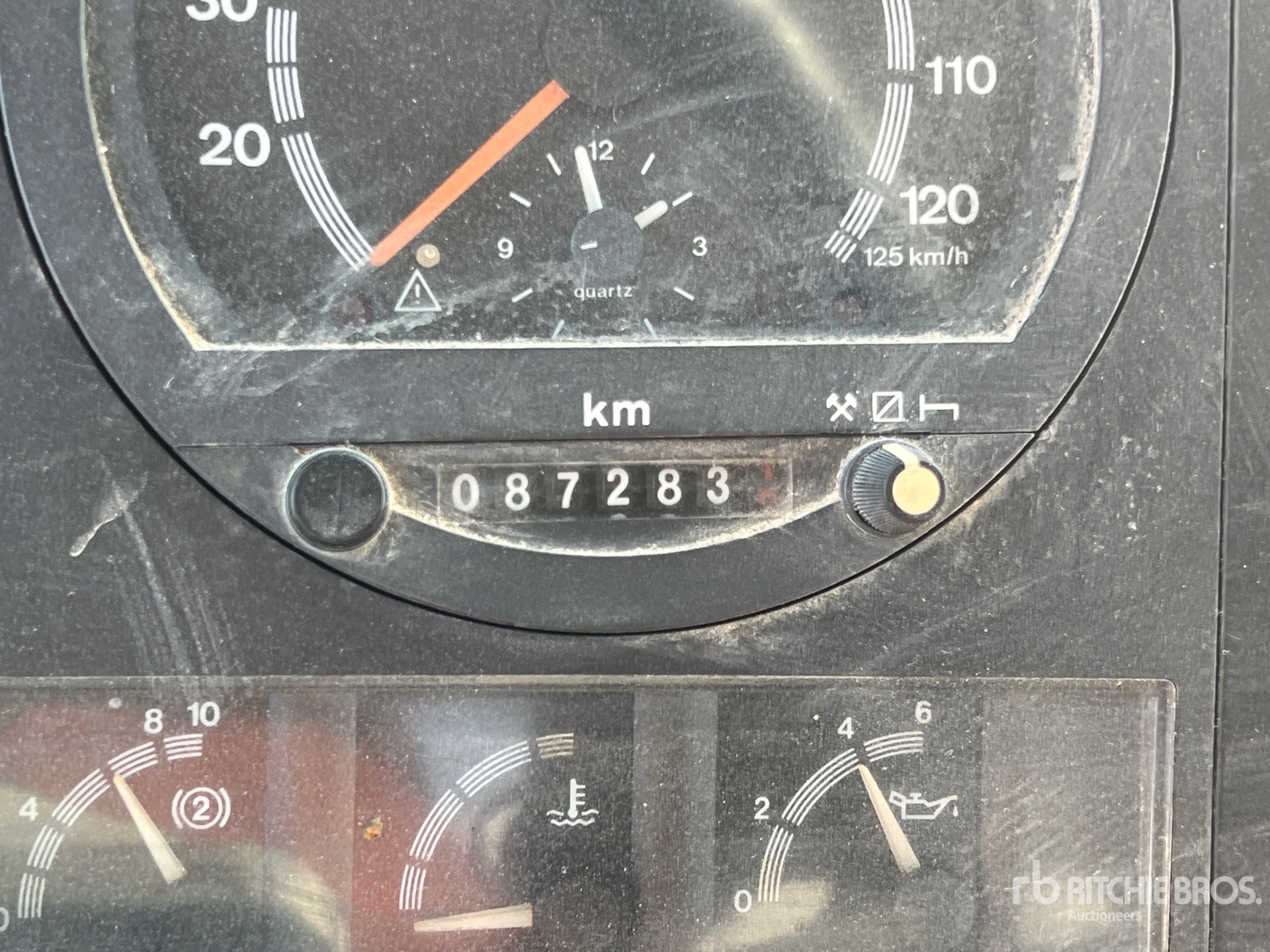 1998 Nissan ECO T 200