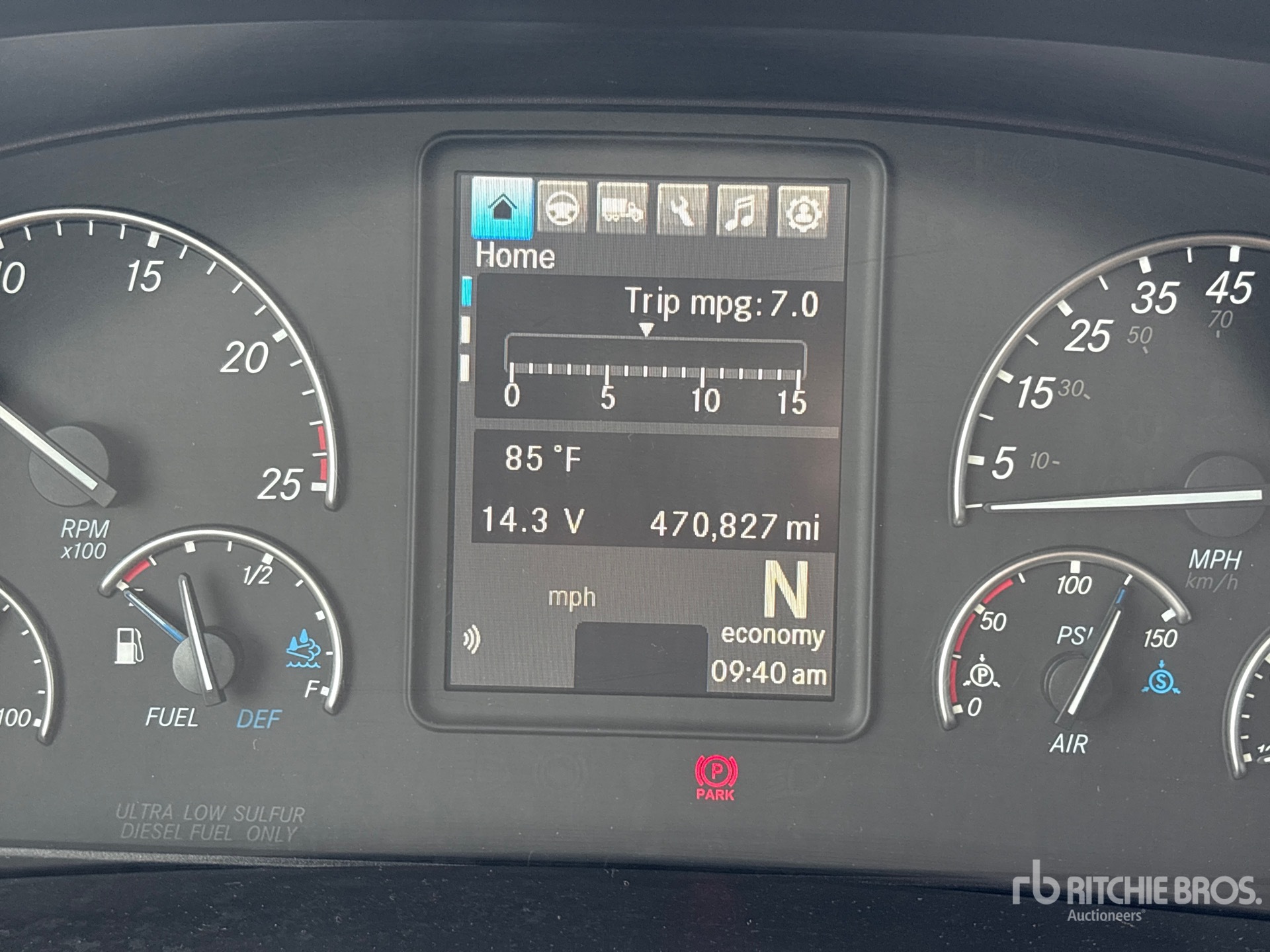 2021 Freightliner CASCADIA 126