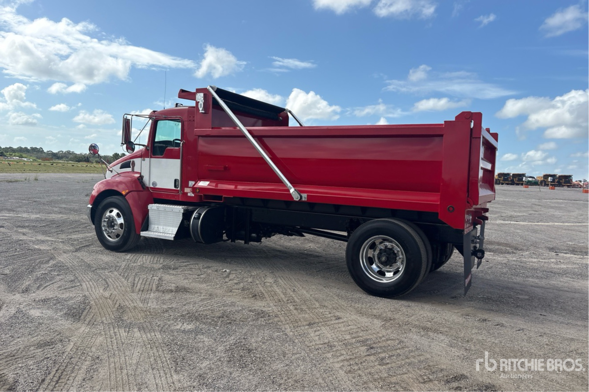 2019 Kenworth T370