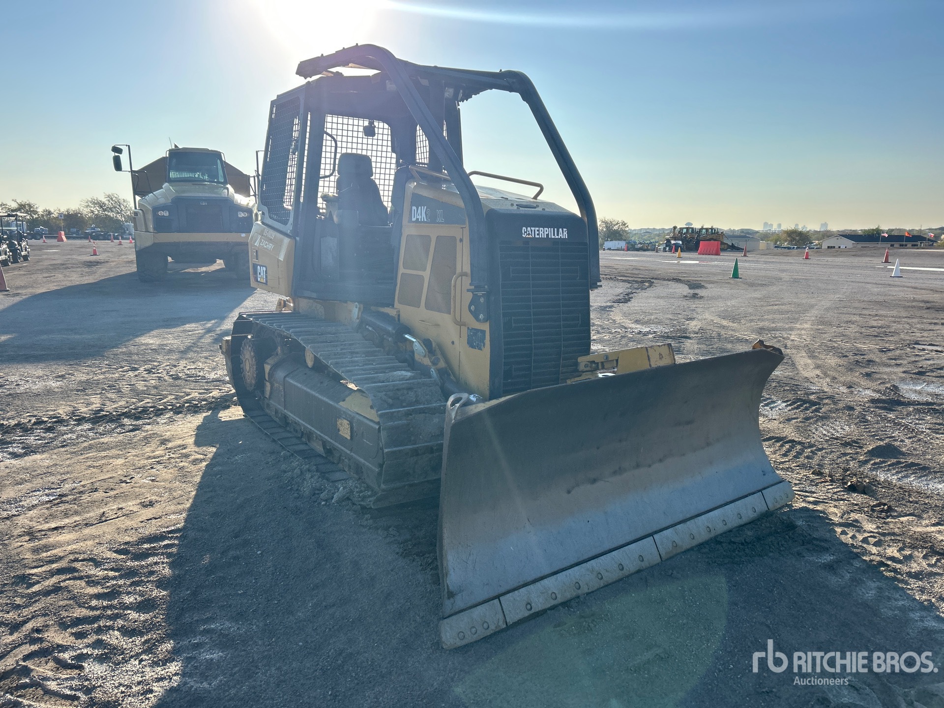 2014 Caterpillar D4K2 XL