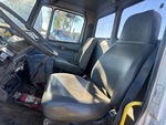 Cab with Seats/armrests