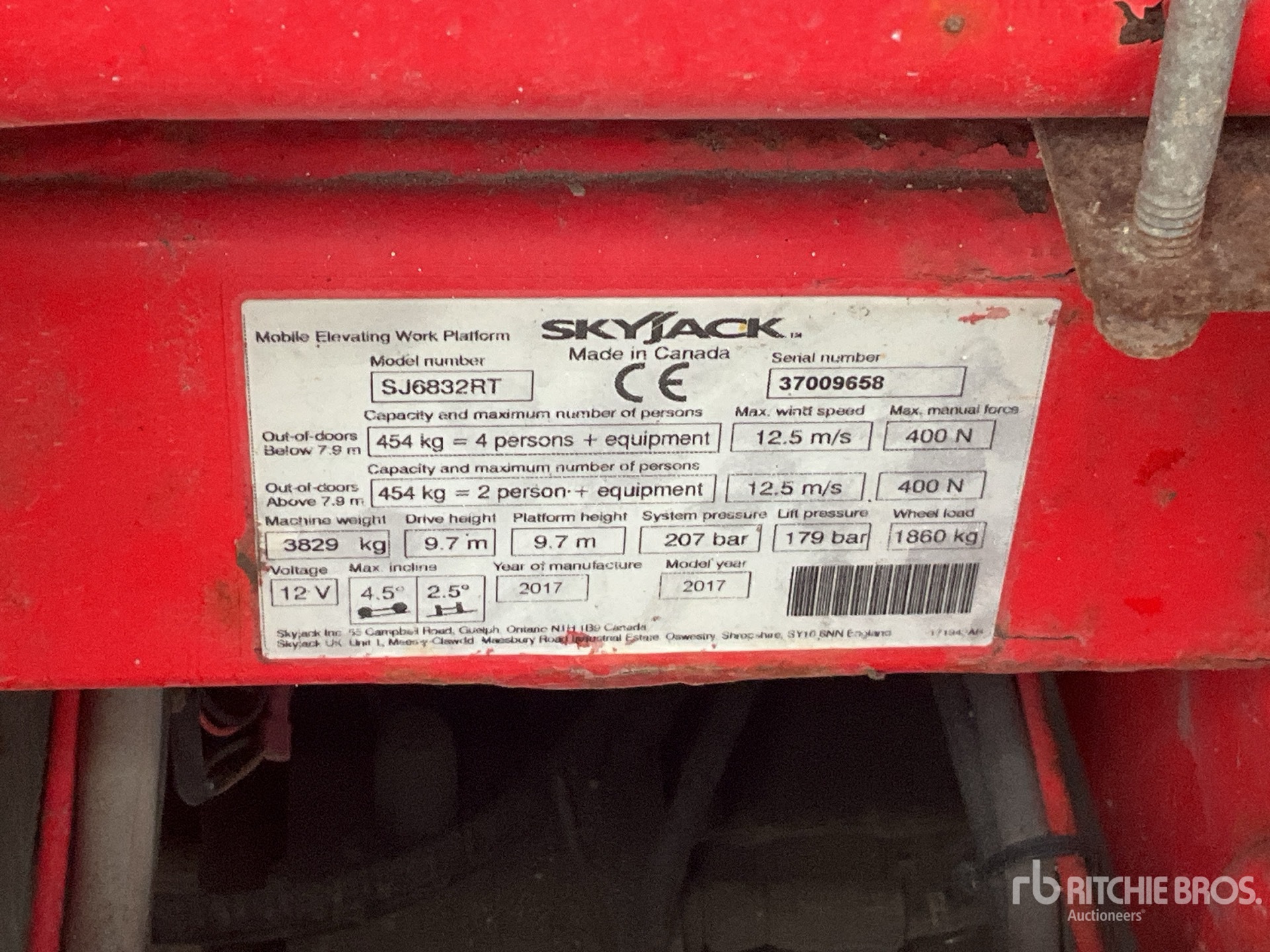 2017 Skyjack SJ6832RT