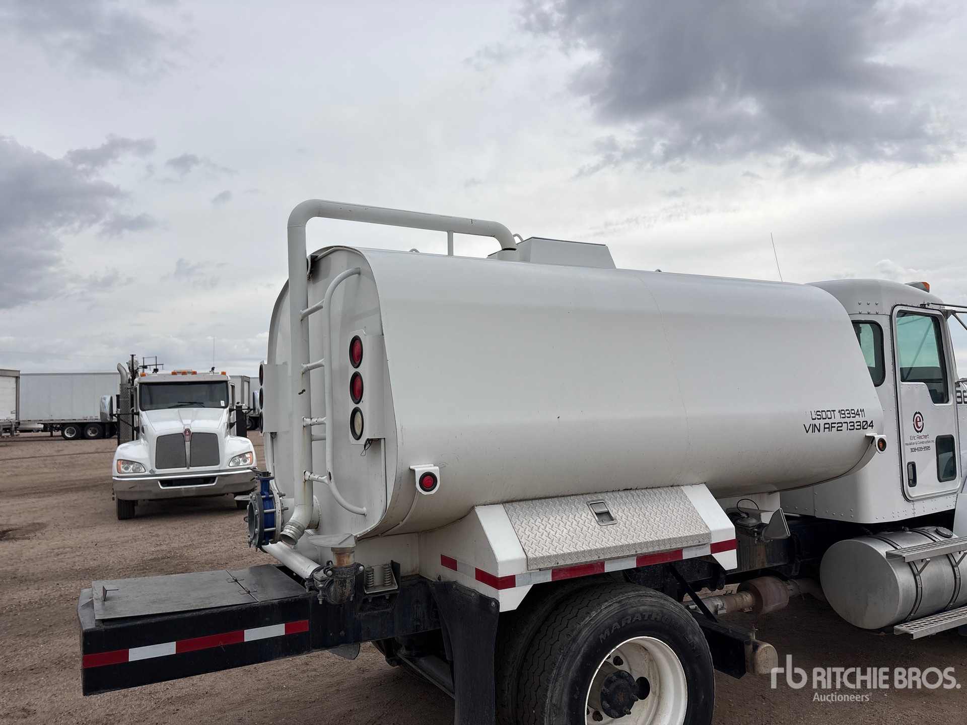 2010 Kenworth T370