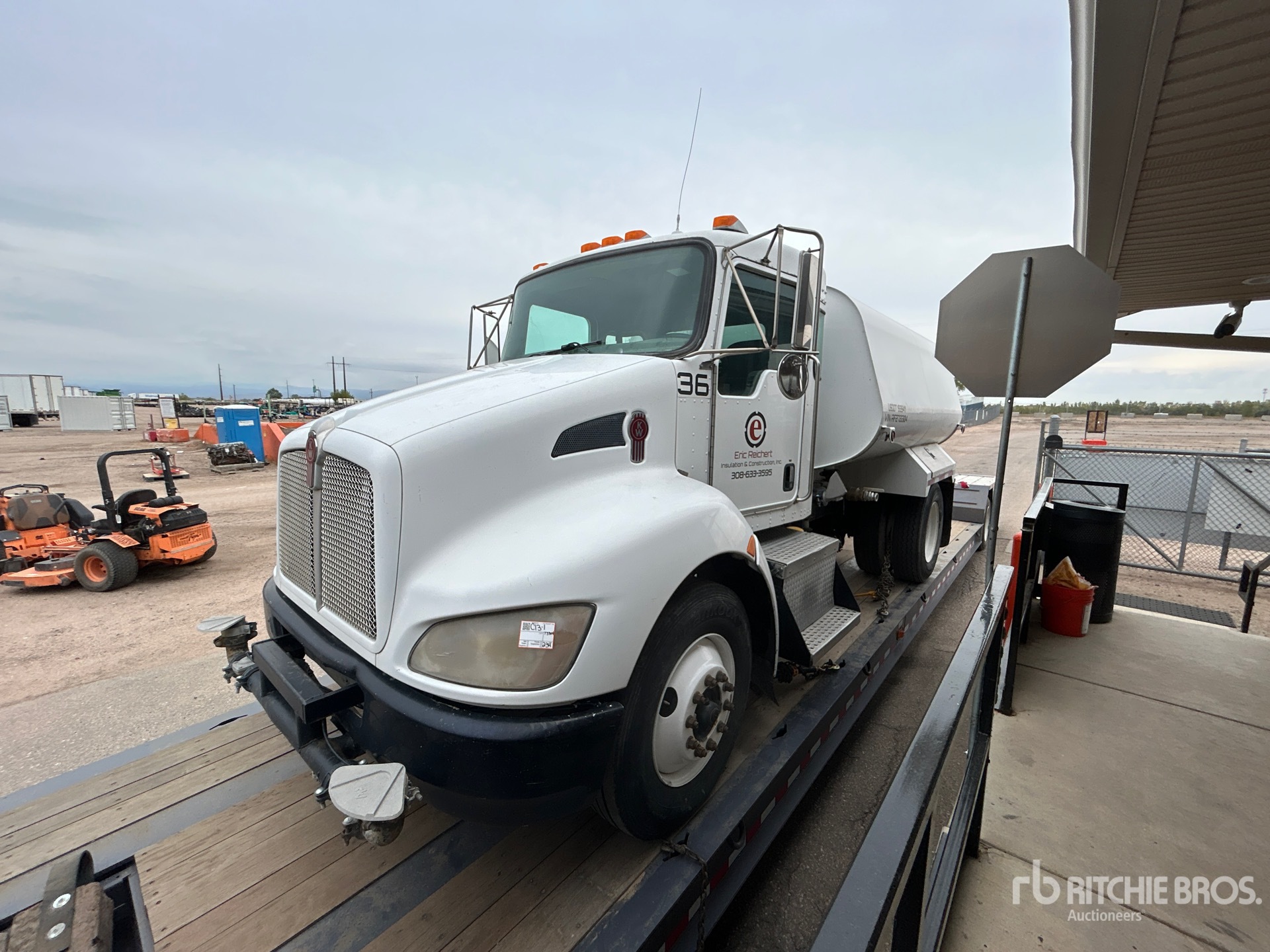 2010 Kenworth T370