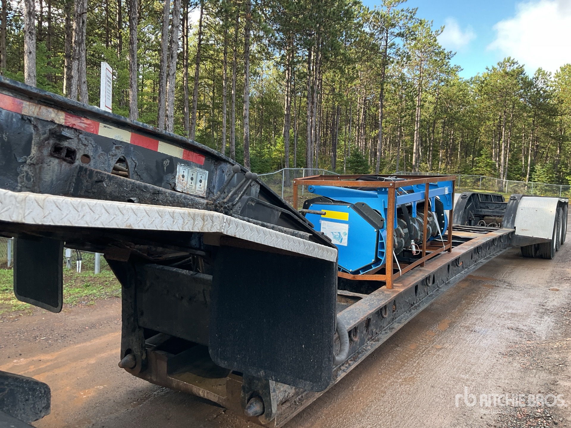 2008 Deloupe 60 TON TRI/A BEAM REMOVABLE GOO ...