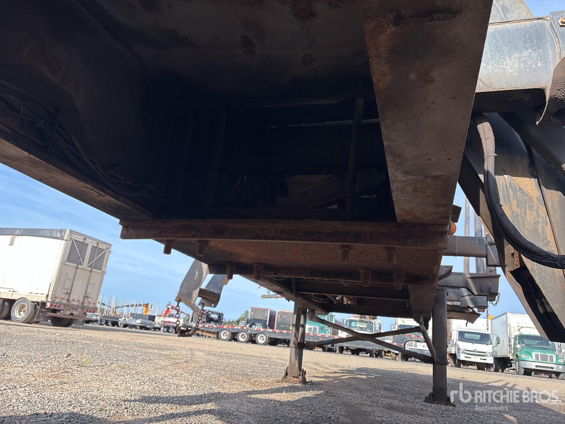 1997 BWS 45 FT TRI/A SELF-LOADING