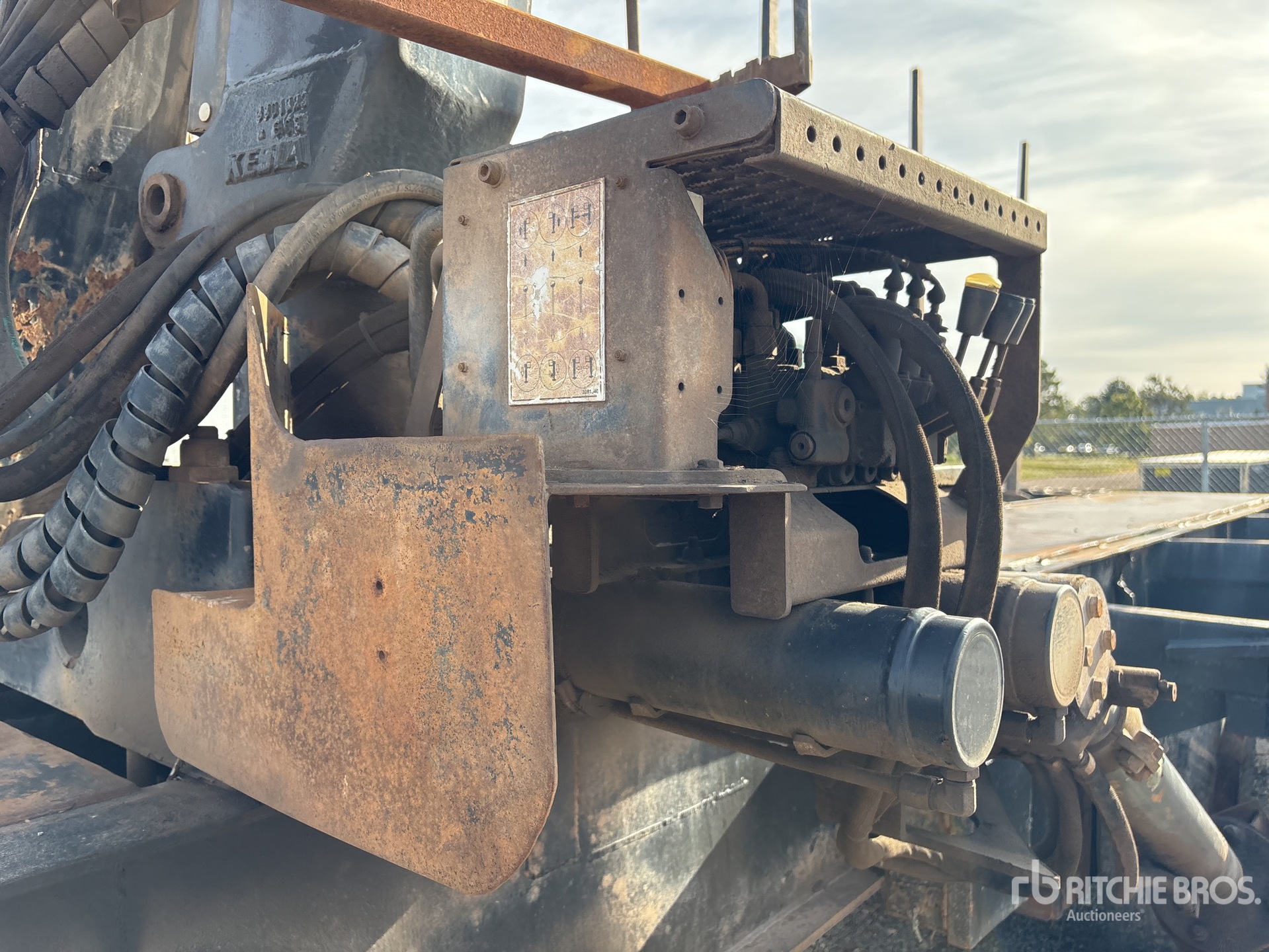 1997 BWS 45 FT TRI/A SELF-LOADING