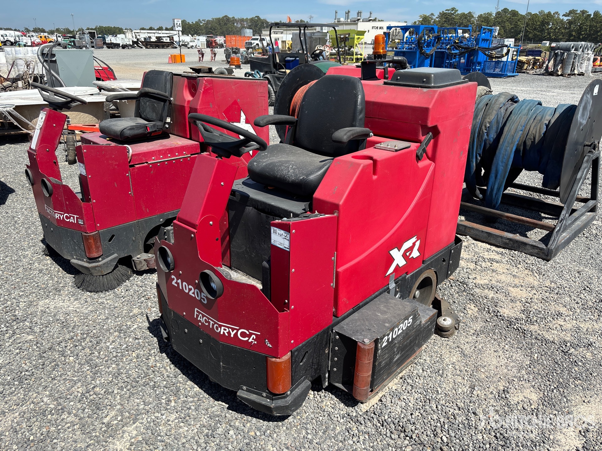 Photo of 2021 Factory Cat XR46C - 46