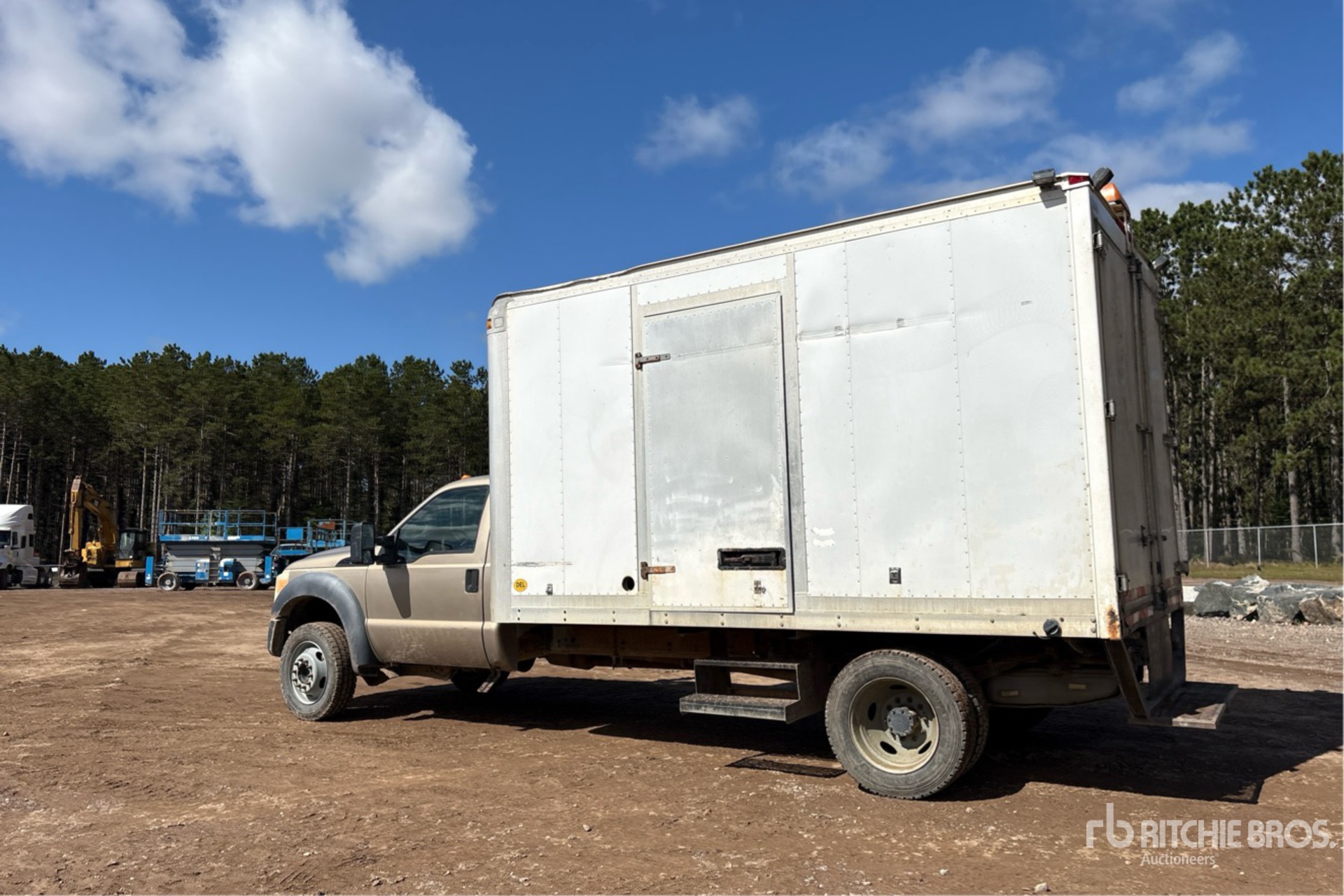 2011 Ford F-550