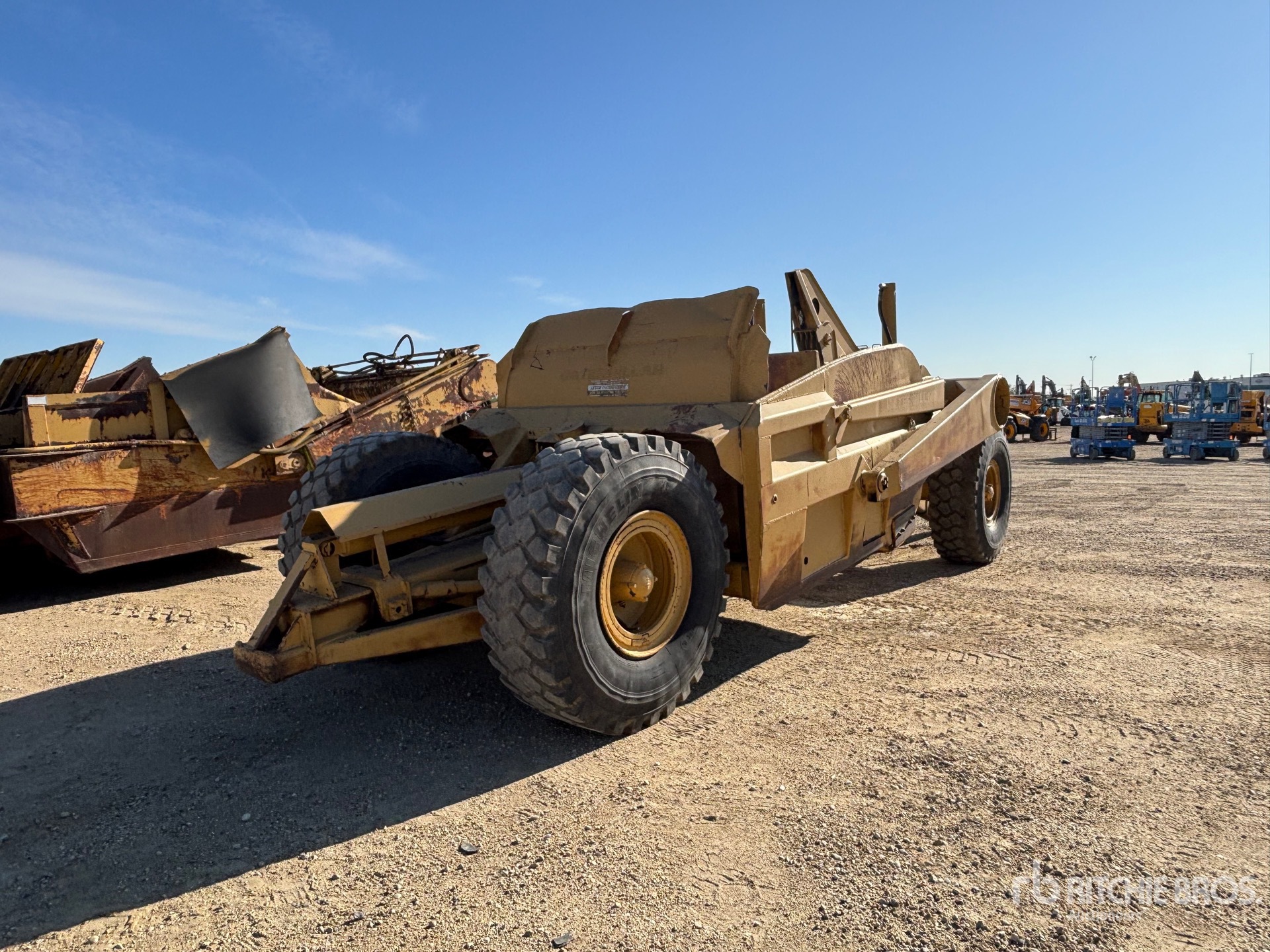 Caterpillar 60