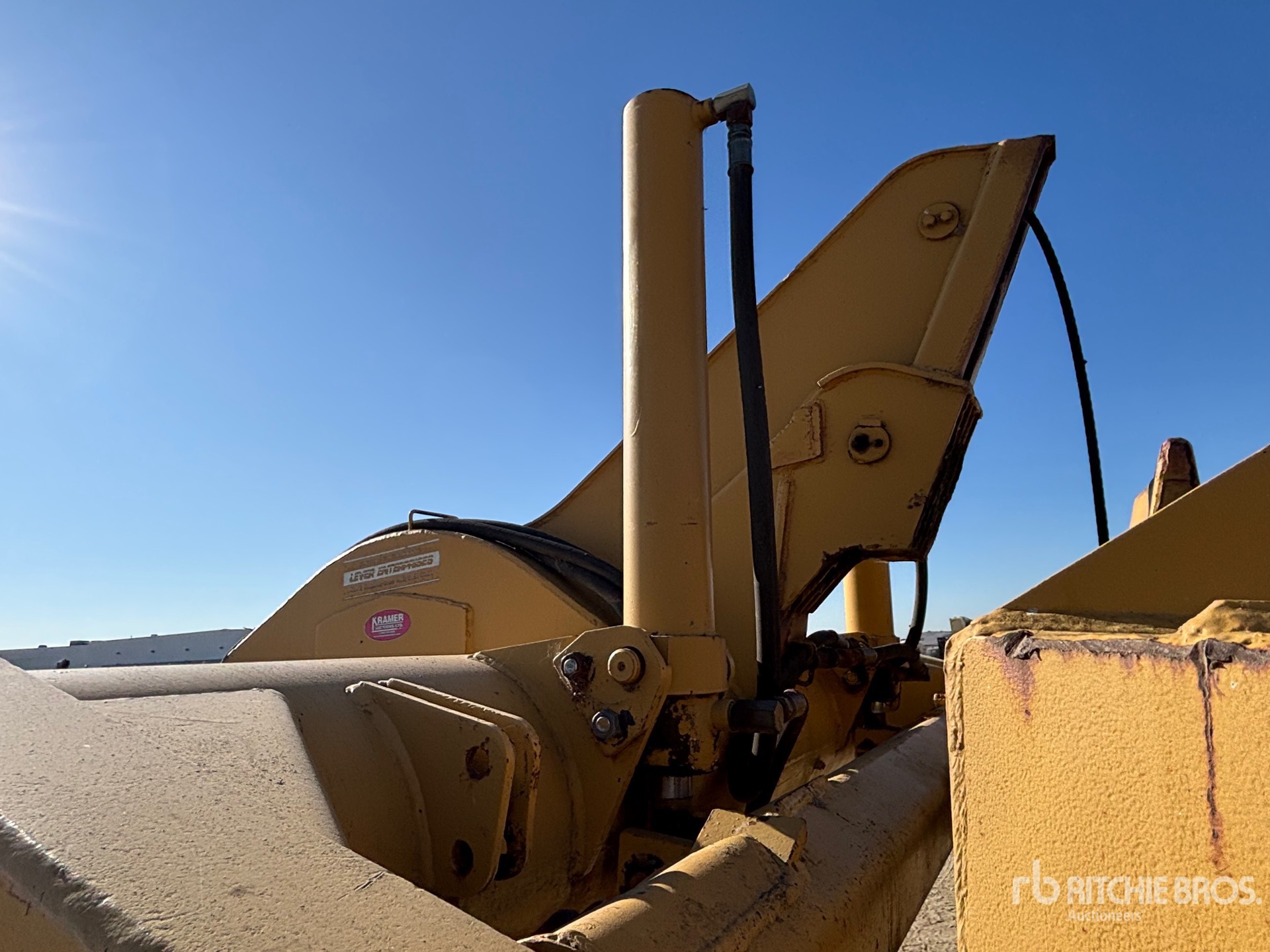 Caterpillar 60