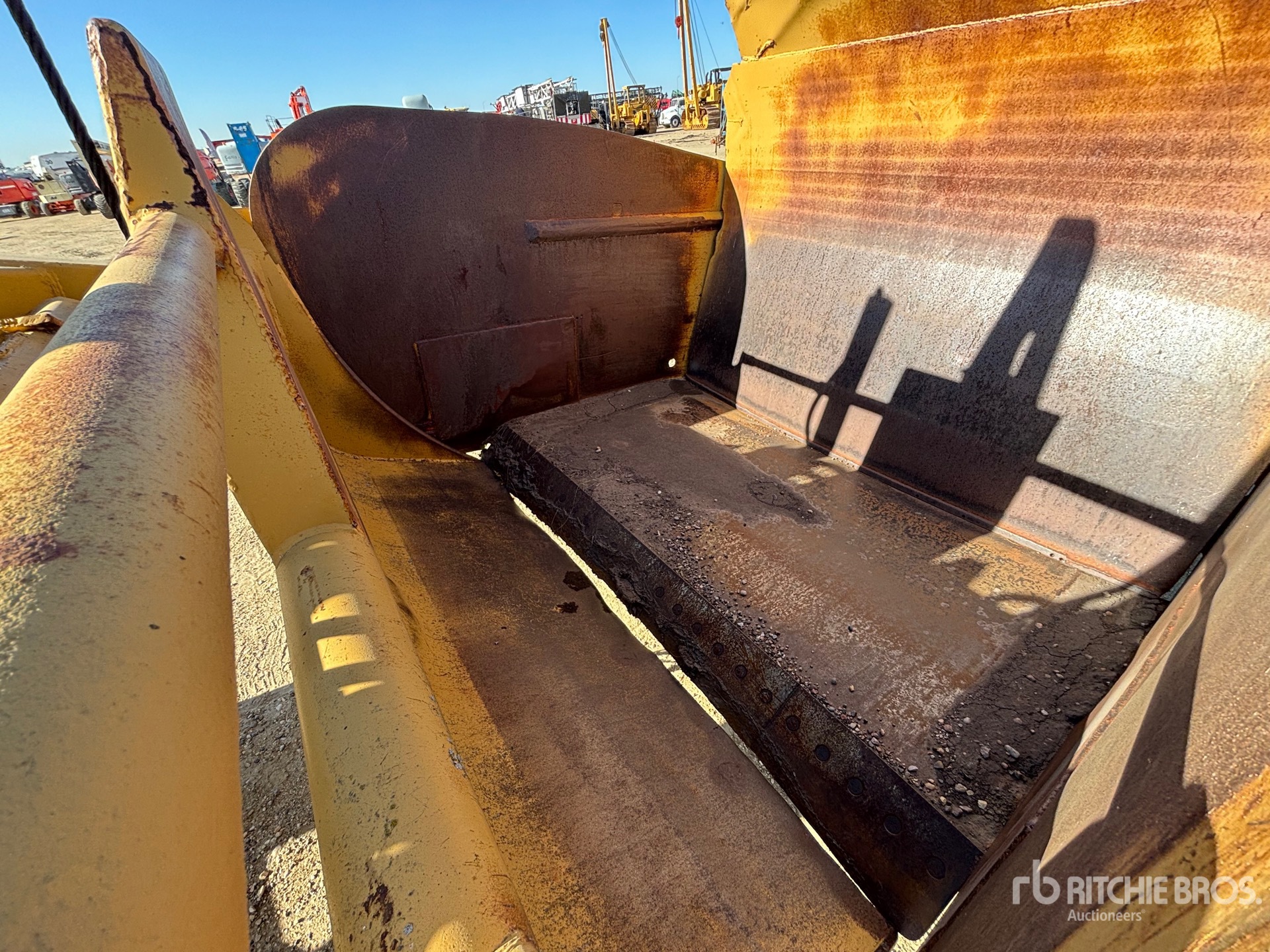 Caterpillar 60