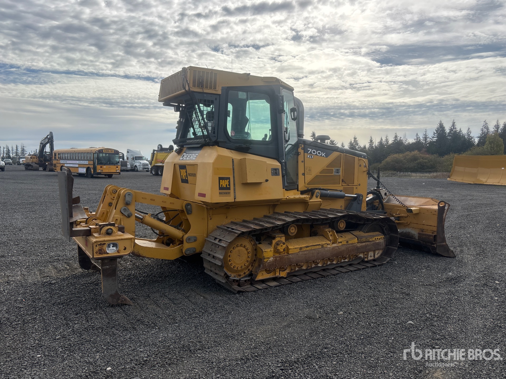2013 John Deere 700K