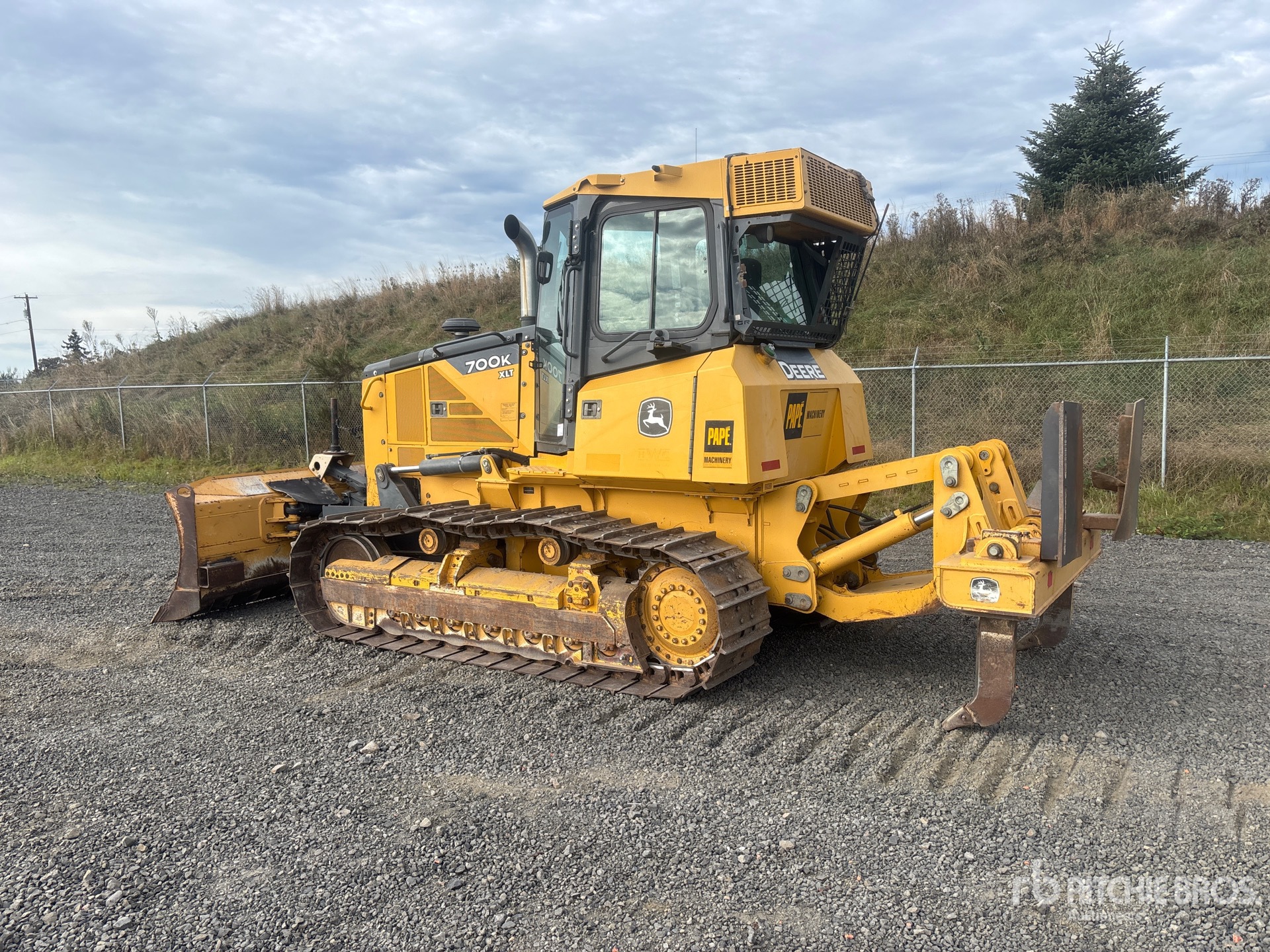 2013 John Deere 700K