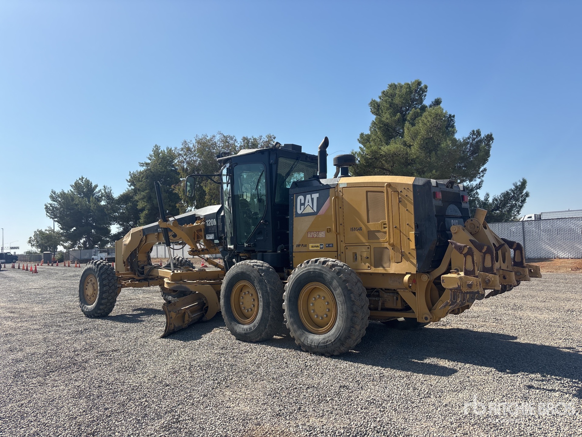 2015 Caterpillar 120M2 VHP