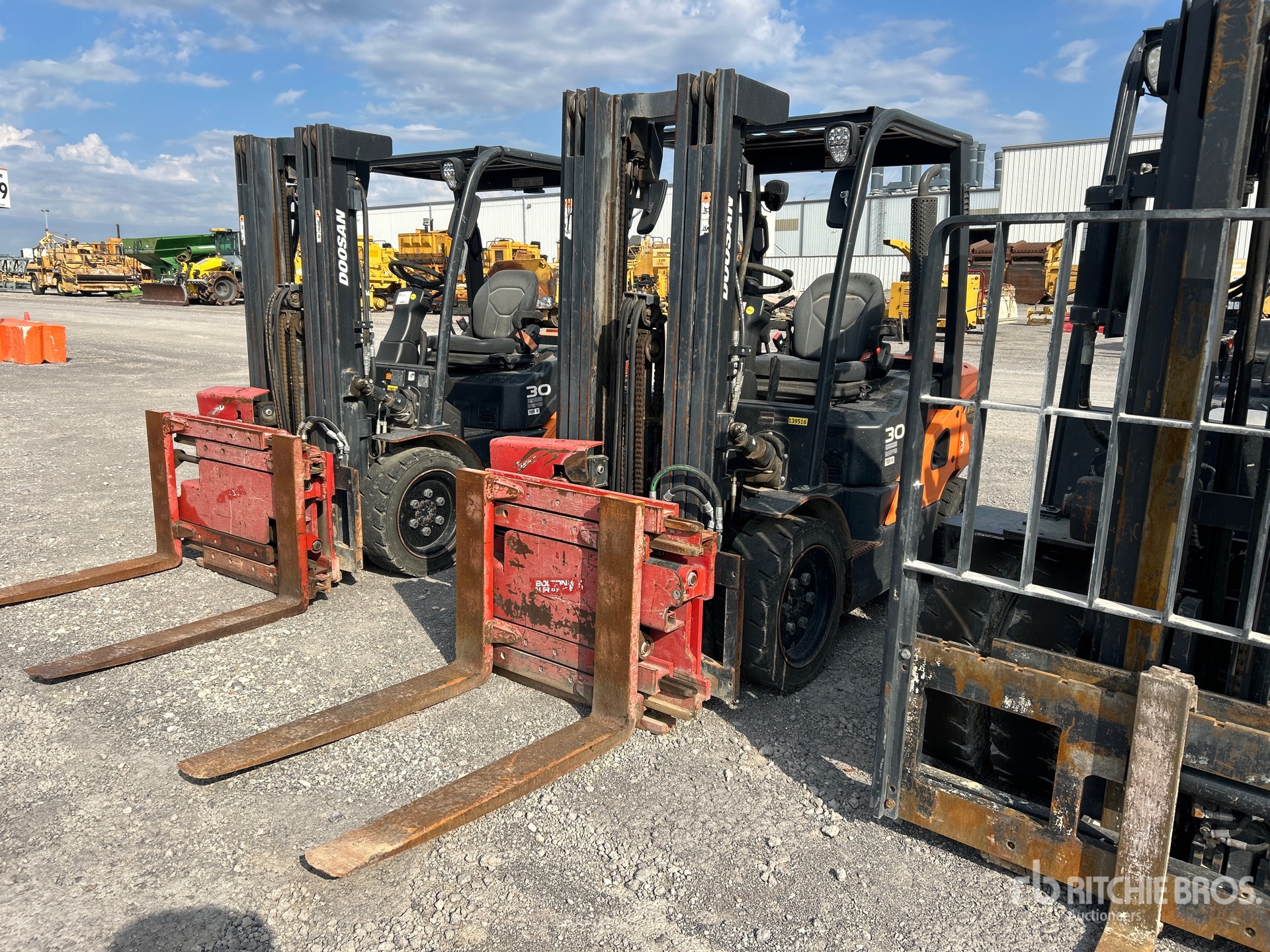Photo of 2022 Doosan D30S7