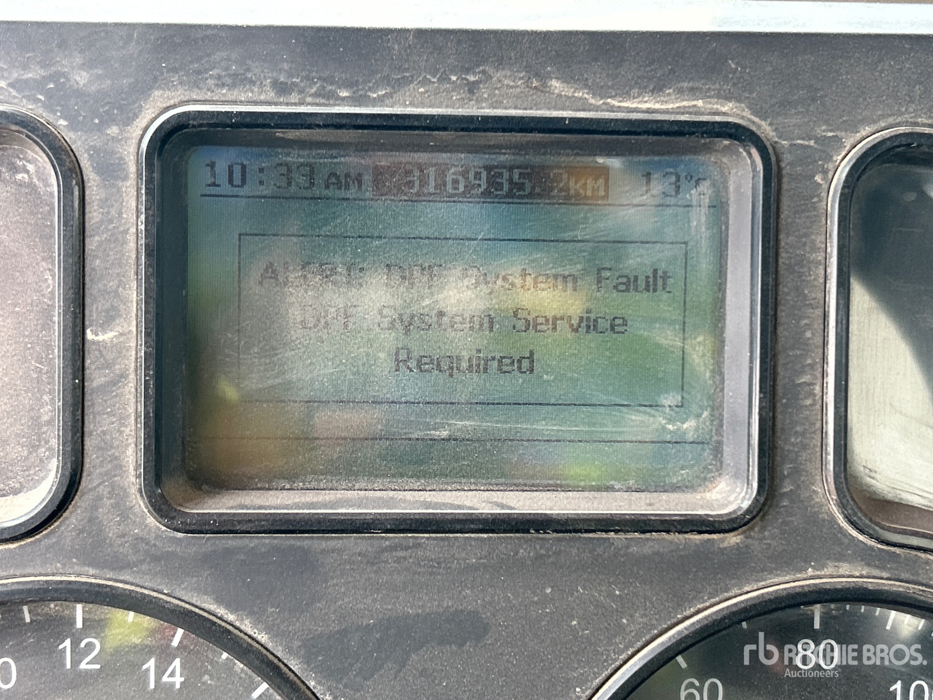 2009 Mack GU713