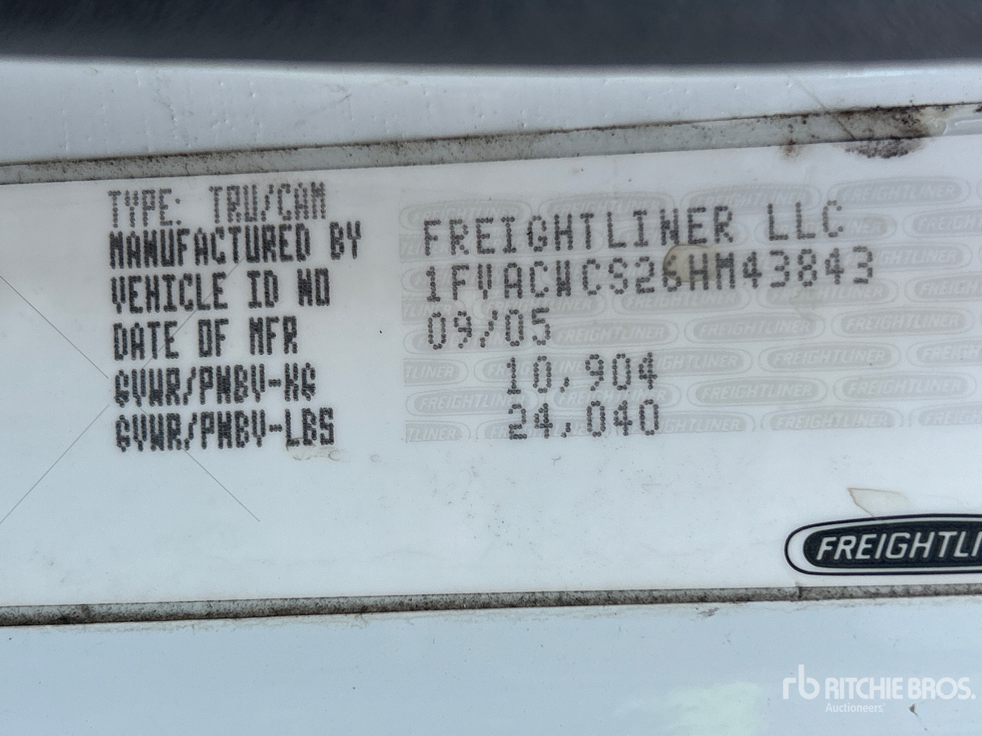 2006 Freightliner M2 106