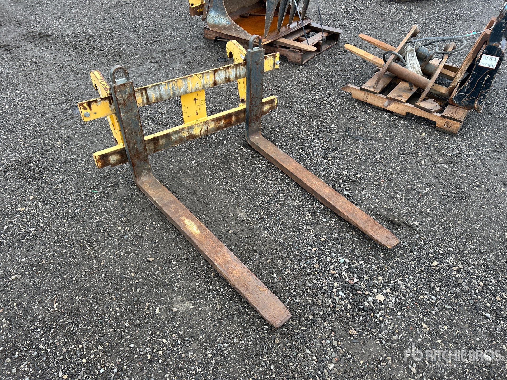 Liebherr 47 IN