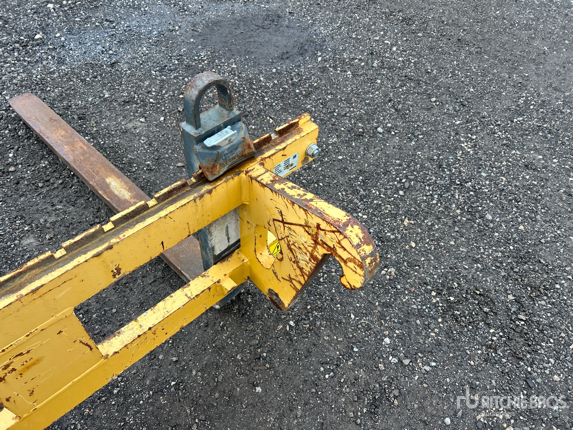 Liebherr 47 IN