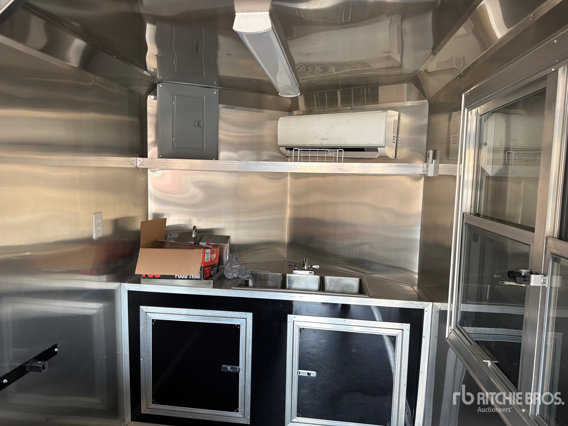 2024 Empire 13 ft 6 in S/A