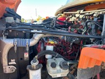 Moteur with Engine - Left Side