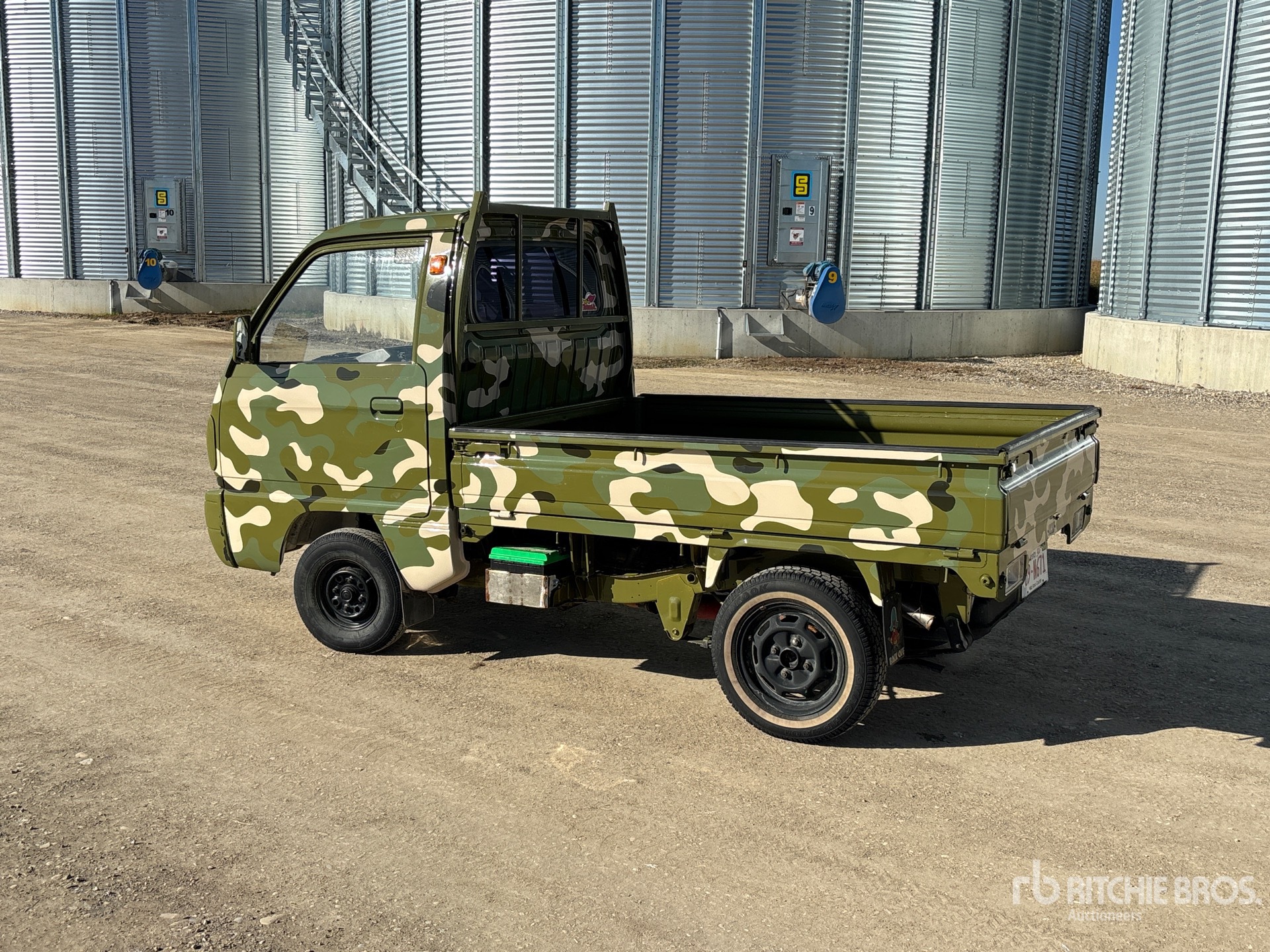 Suzuki 4x2