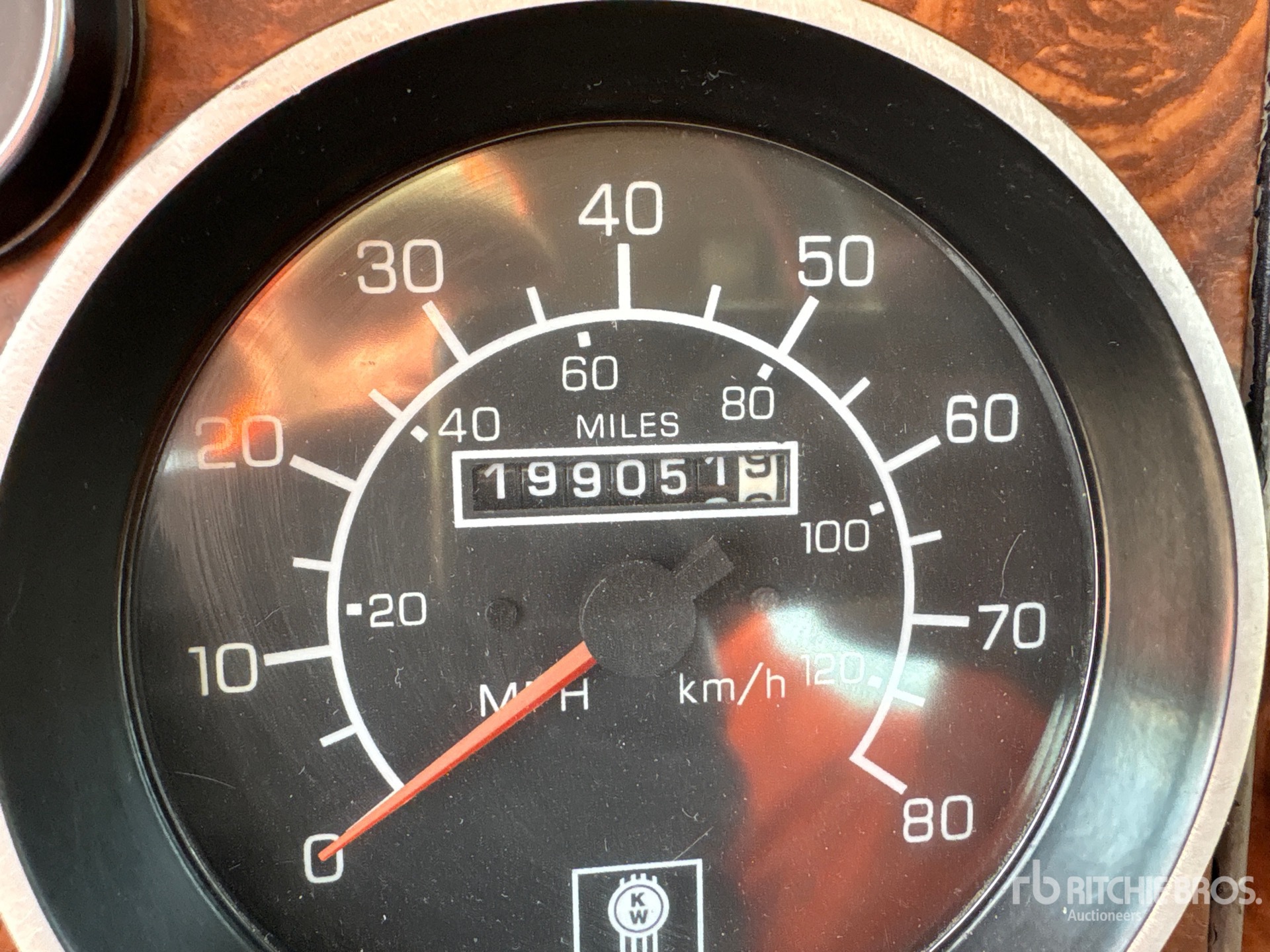 2003 Kenworth T800