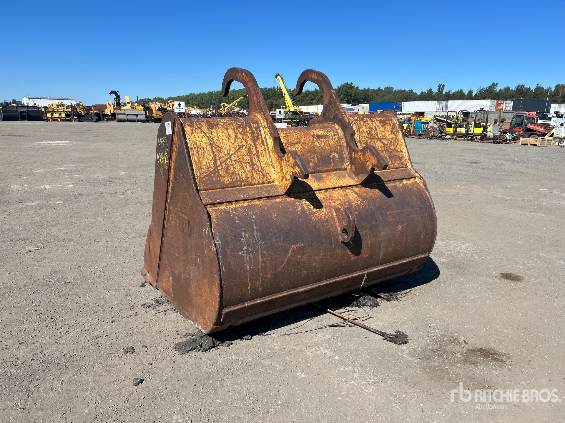 Caterpillar 74 in Q/C Cleanup - Fits Cat 349
