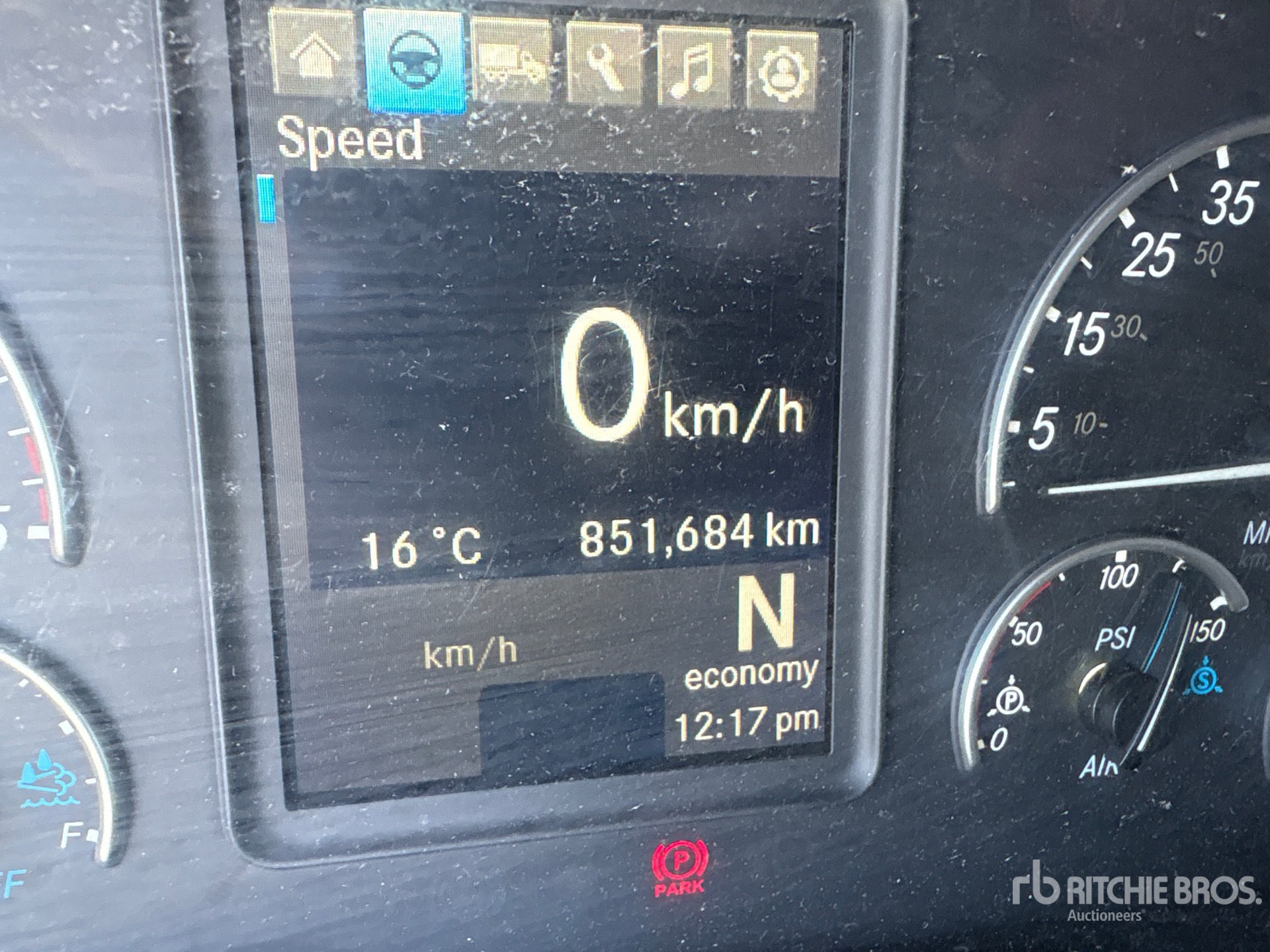 2023 Freightliner CASCADIA 126