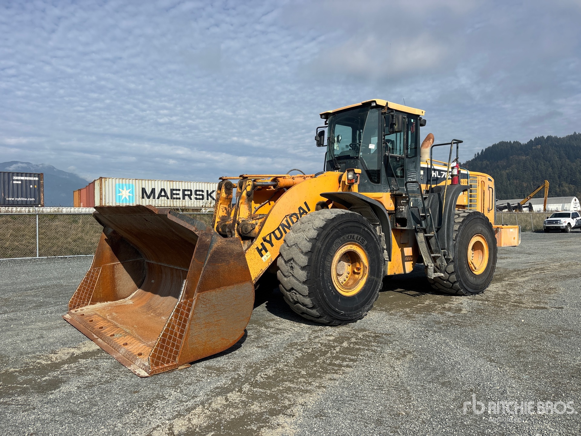 Photo of 2012 Hyundai HL780-9