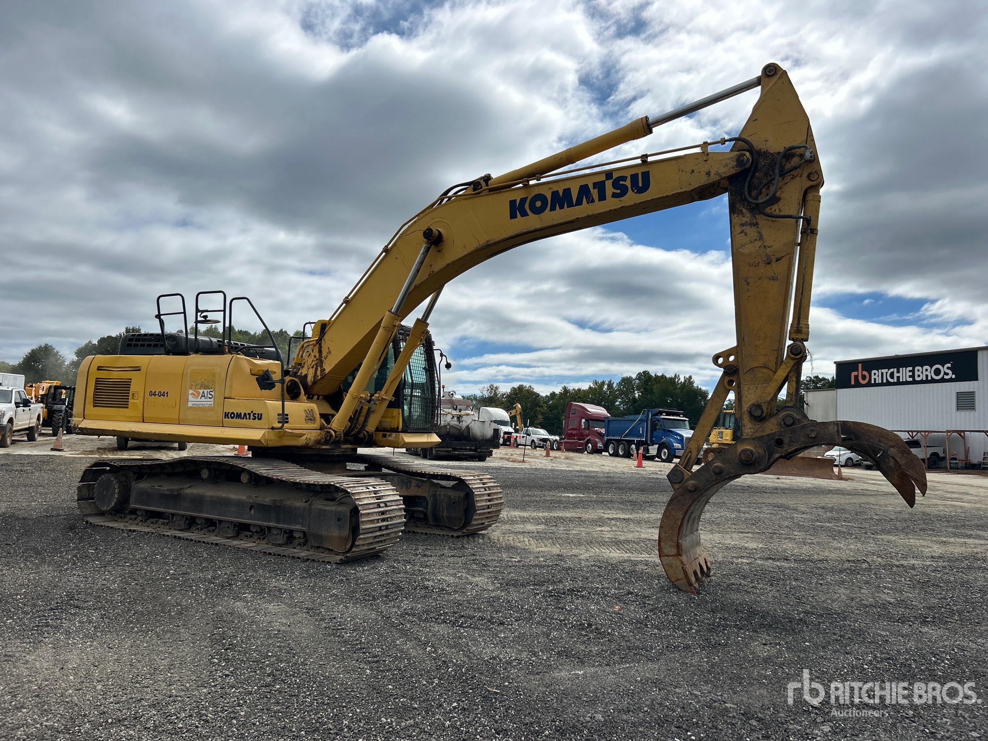2015 Komatsu PC 360 LC-10