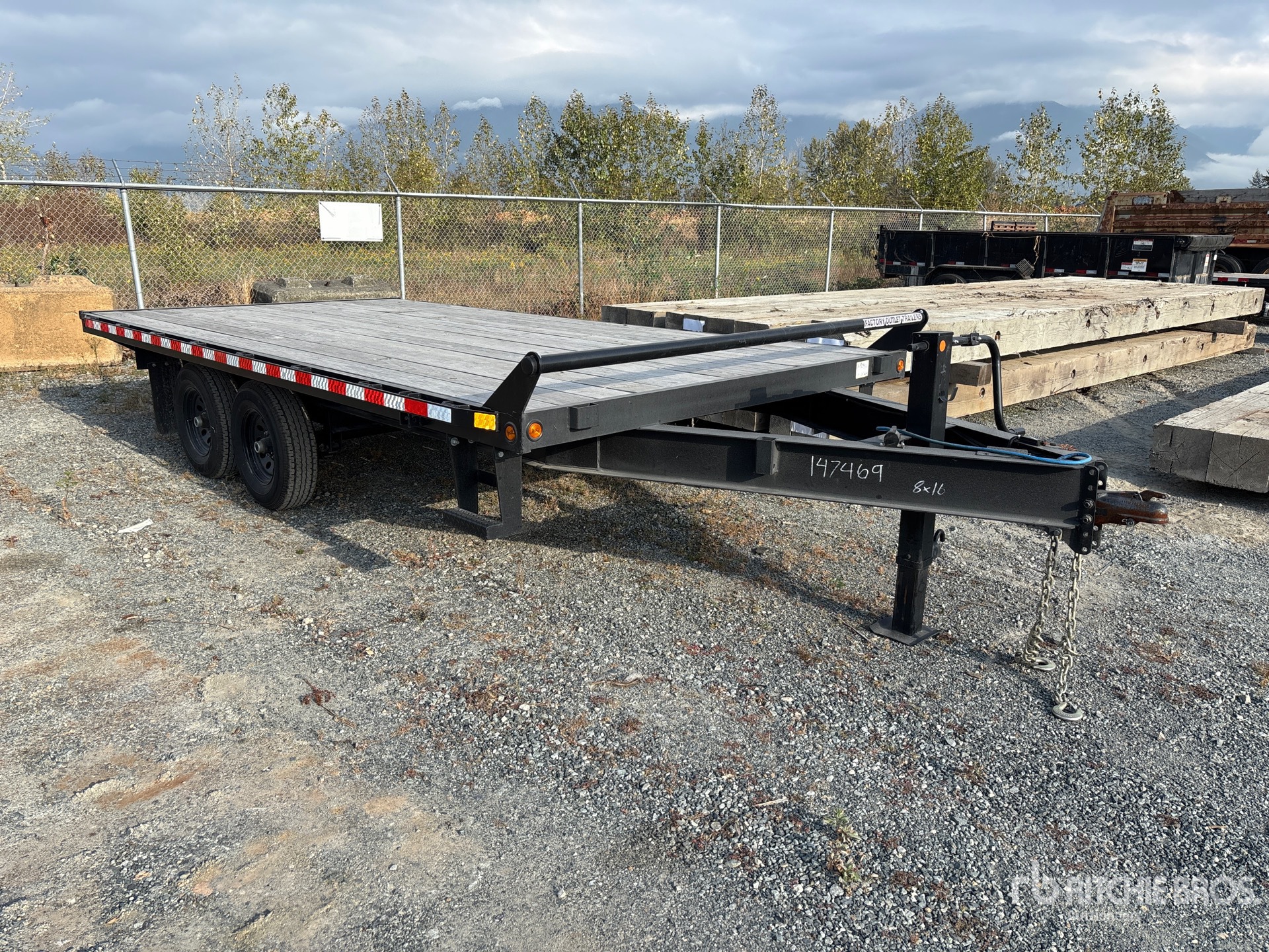 2024 Canada Trailer 16 ft T/A