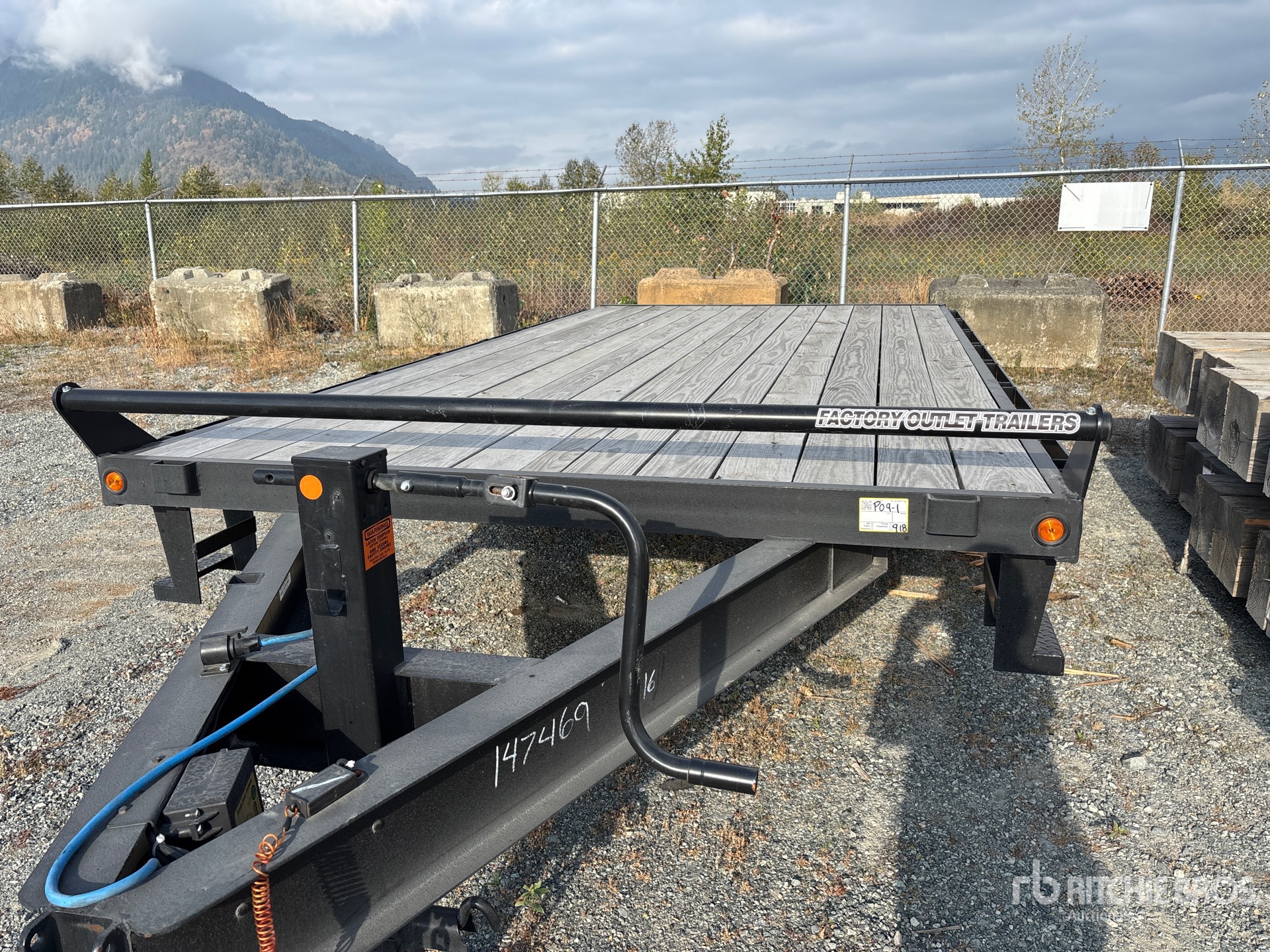 2024 Canada Trailer 16 ft T/A