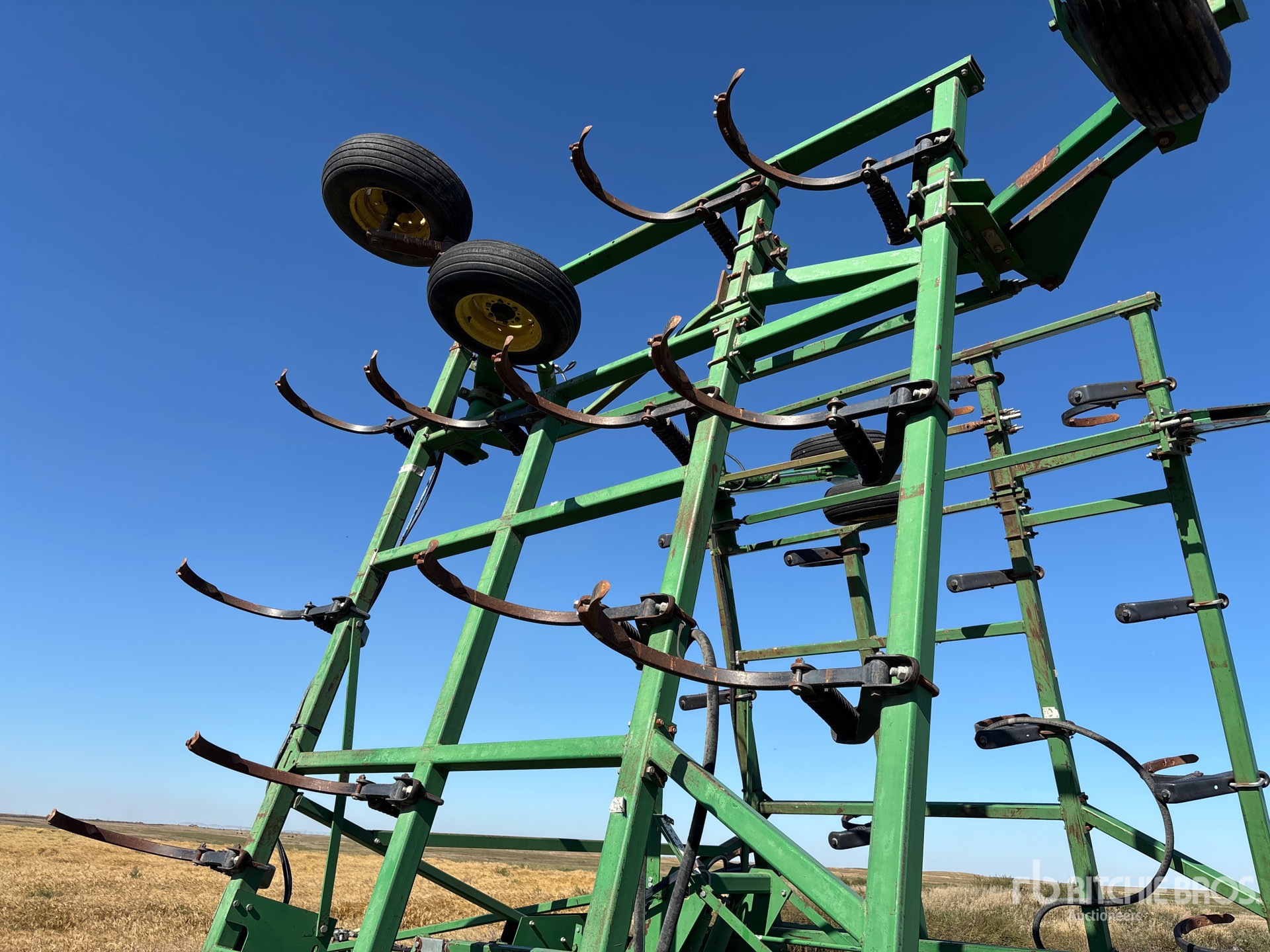 John Deere 680