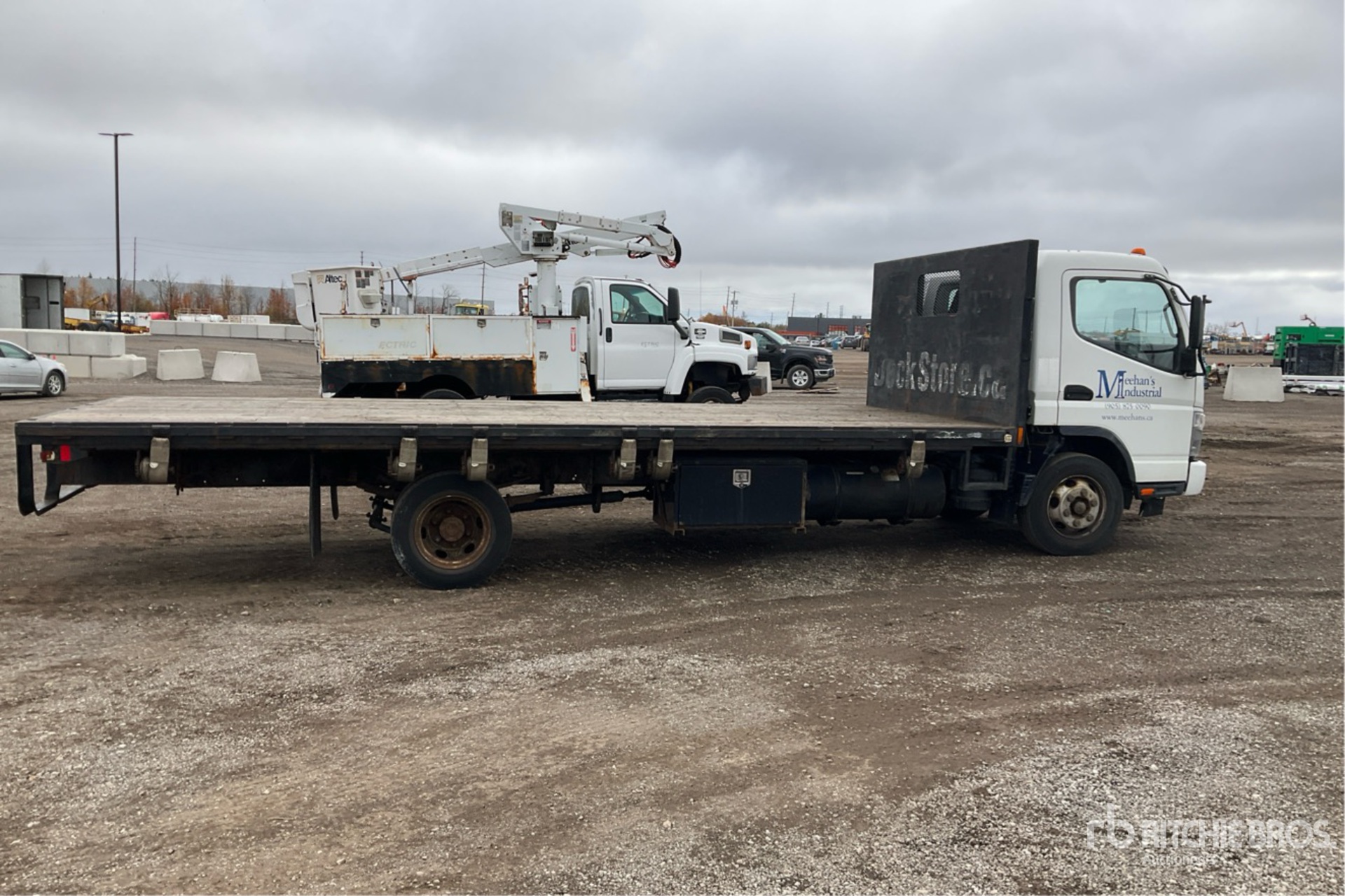 2010 Mitsubishi FUSO