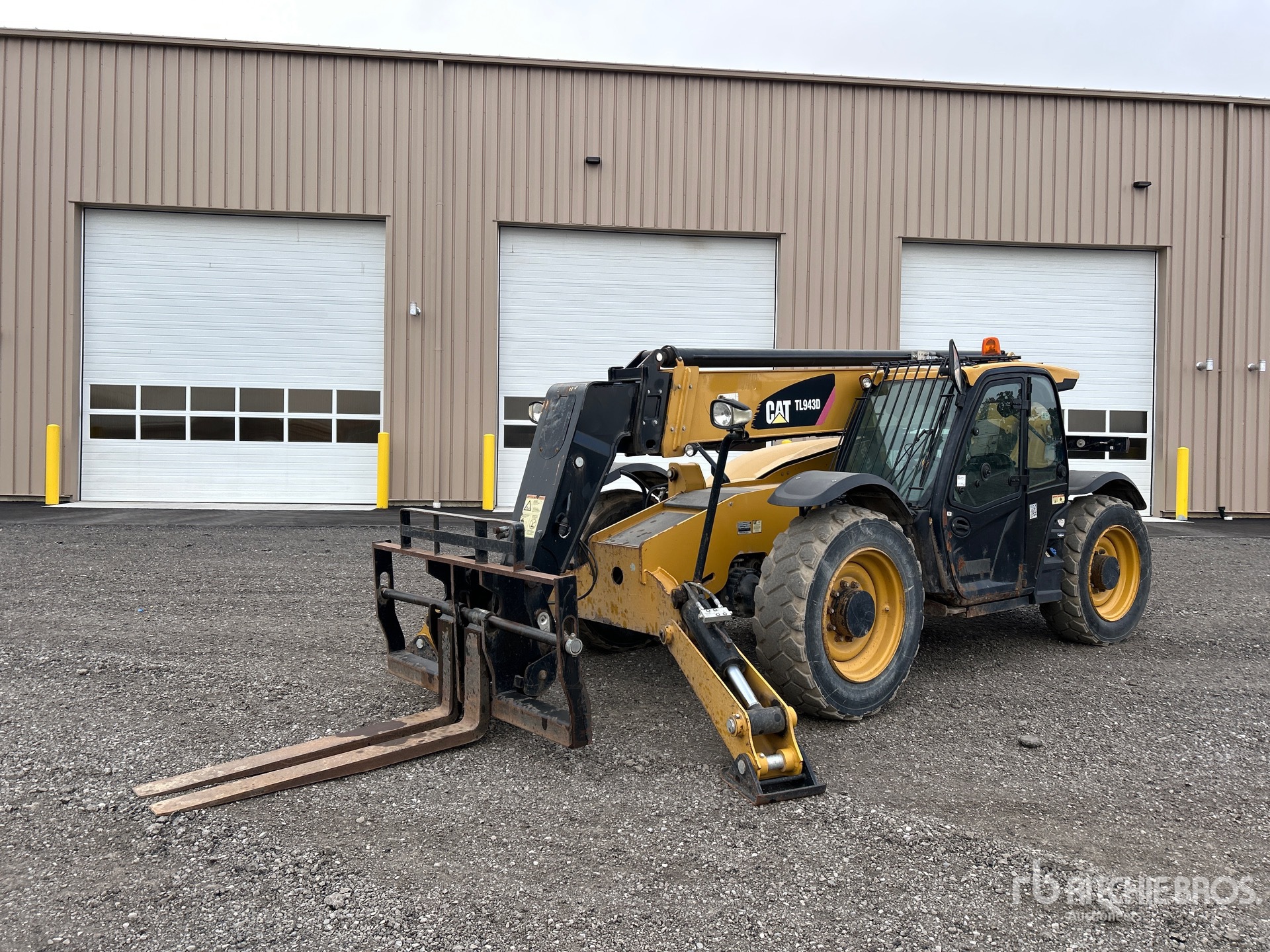 Photo of 2017 Caterpillar TL943D