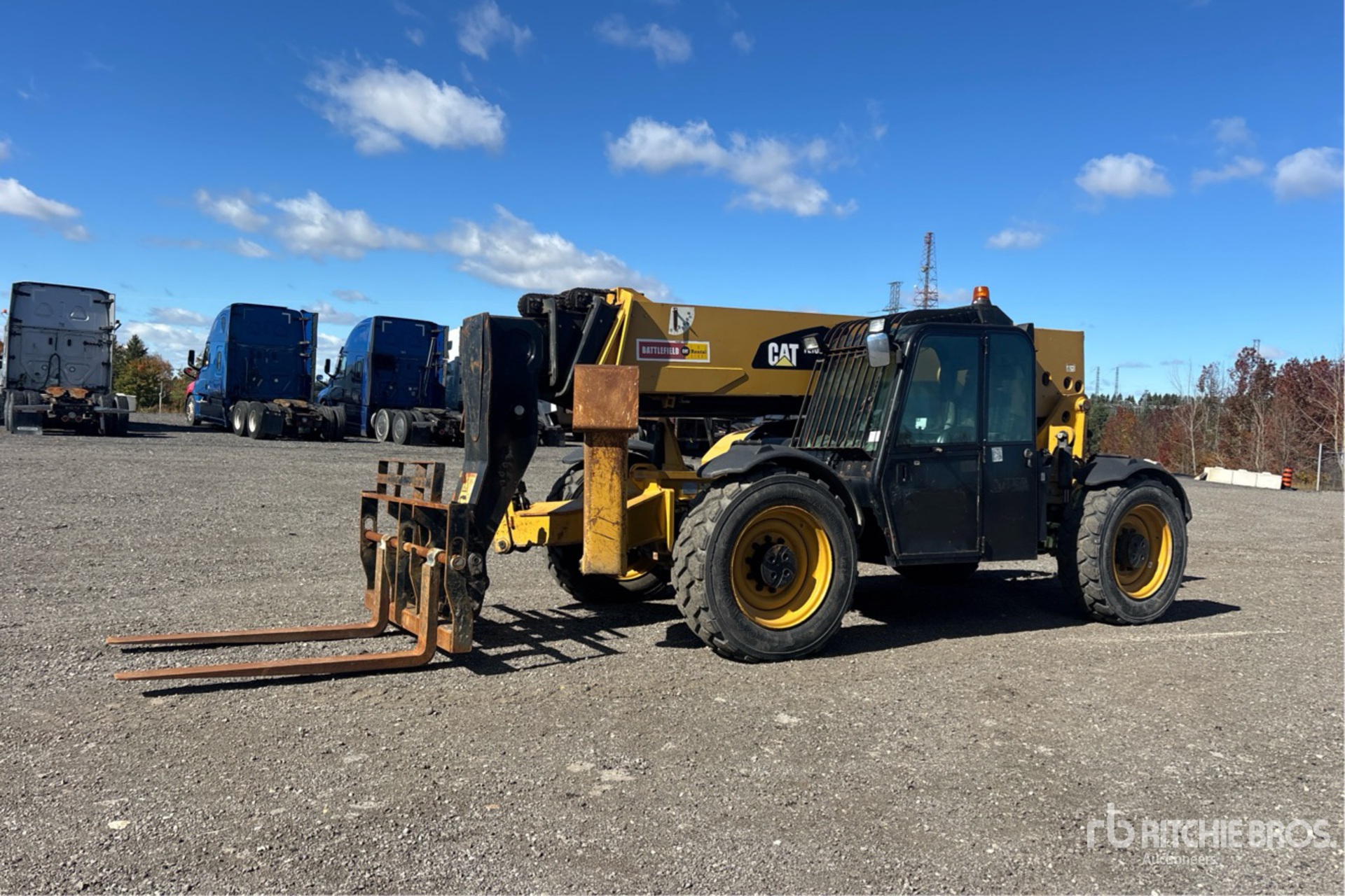 2015 Caterpillar TL1055C