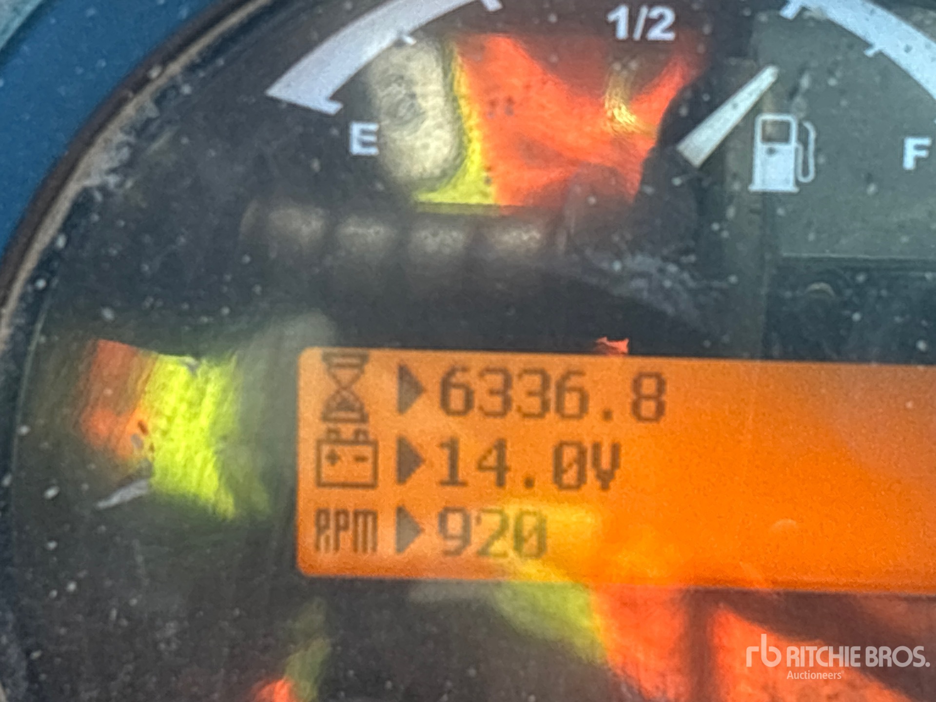 2015 Caterpillar TL1055C