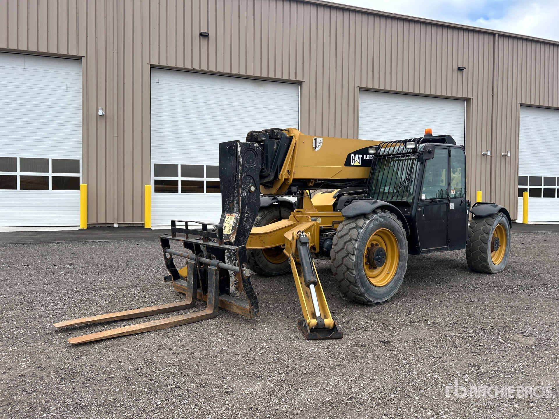 Photo of 2015 Caterpillar TL1055C
