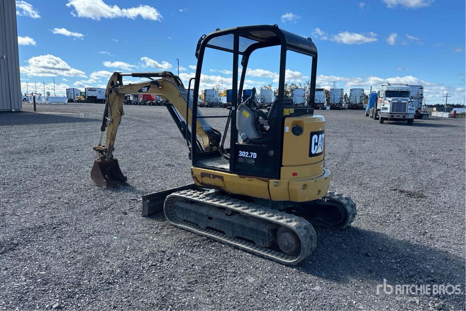 2017 Caterpillar 302.7DCR