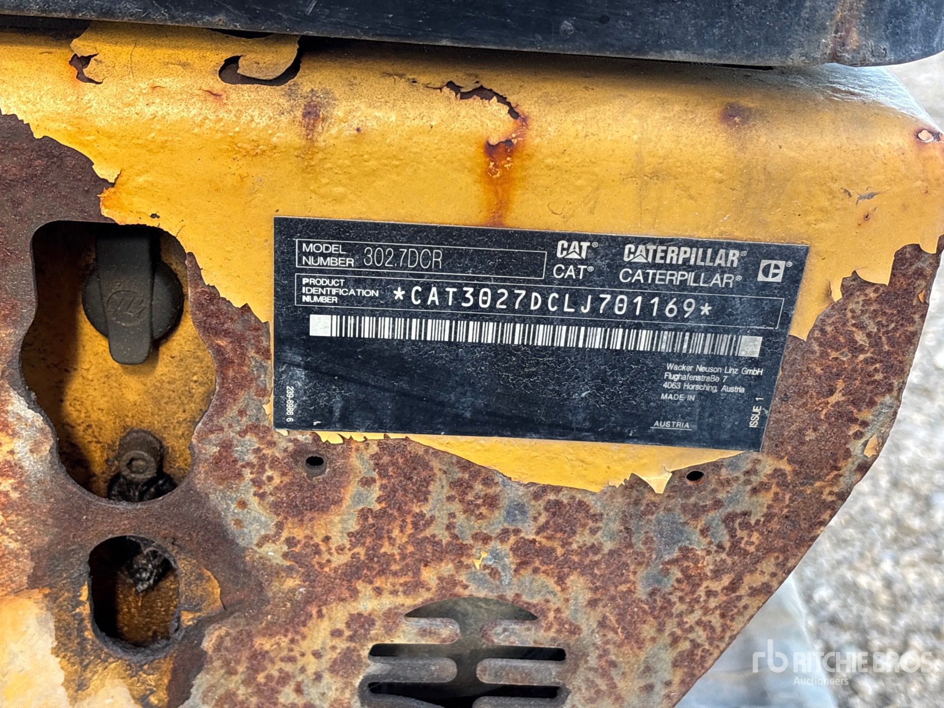 2017 Caterpillar 302.7DCR