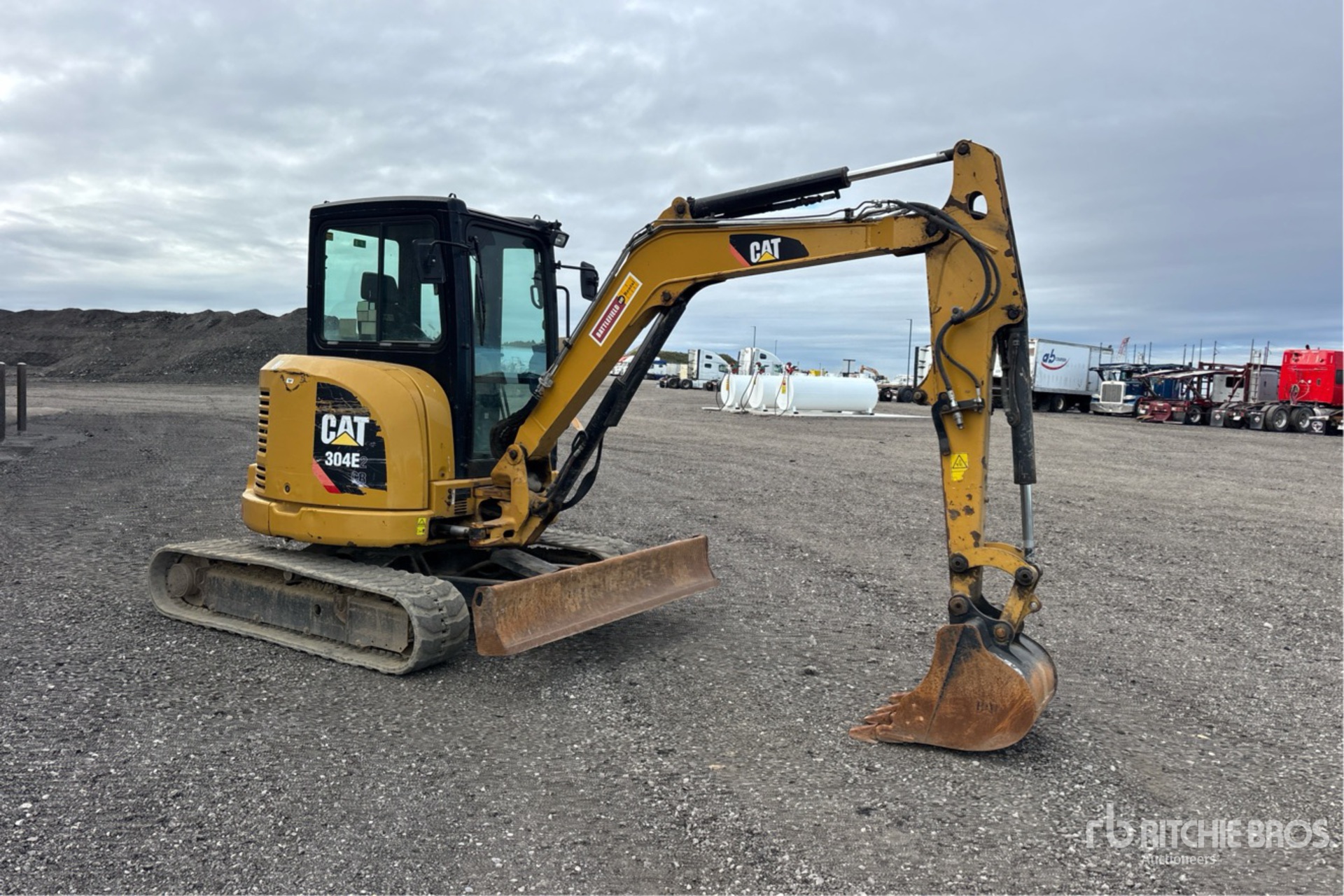 2016 Caterpillar 304E2 CR