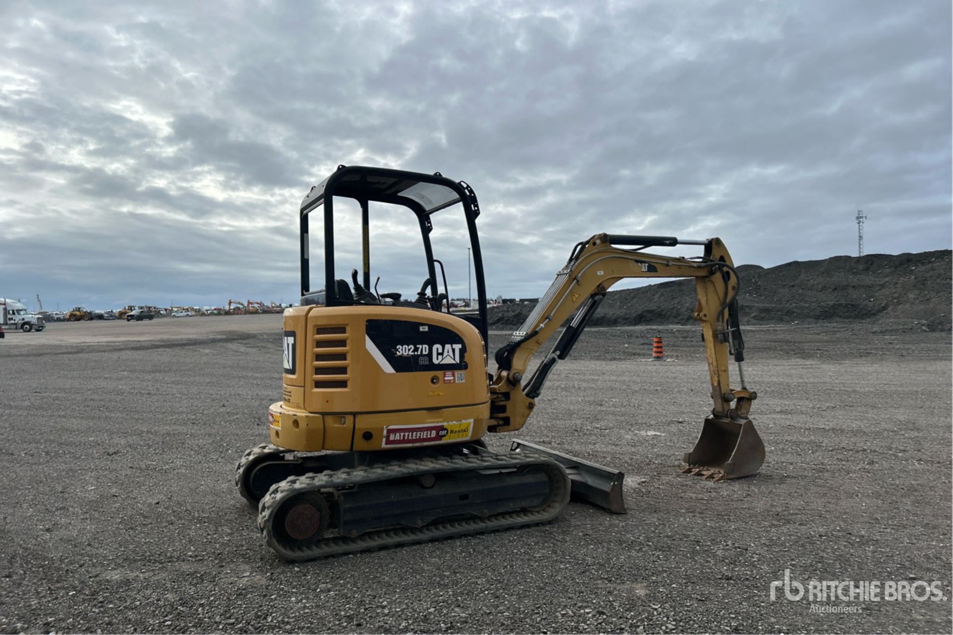 2016 Caterpillar 302.7D CR